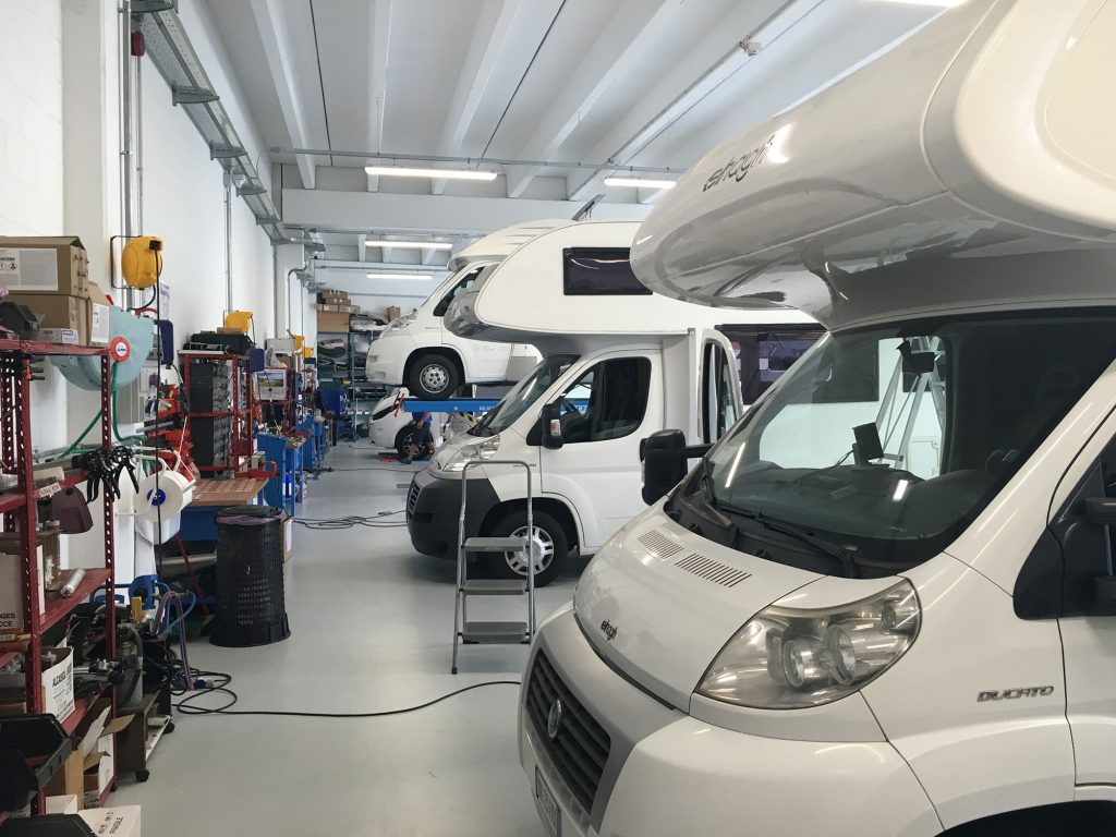 Officina riparazione camper