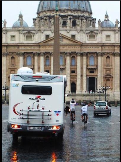 GIRA GIRA IN VATICANO