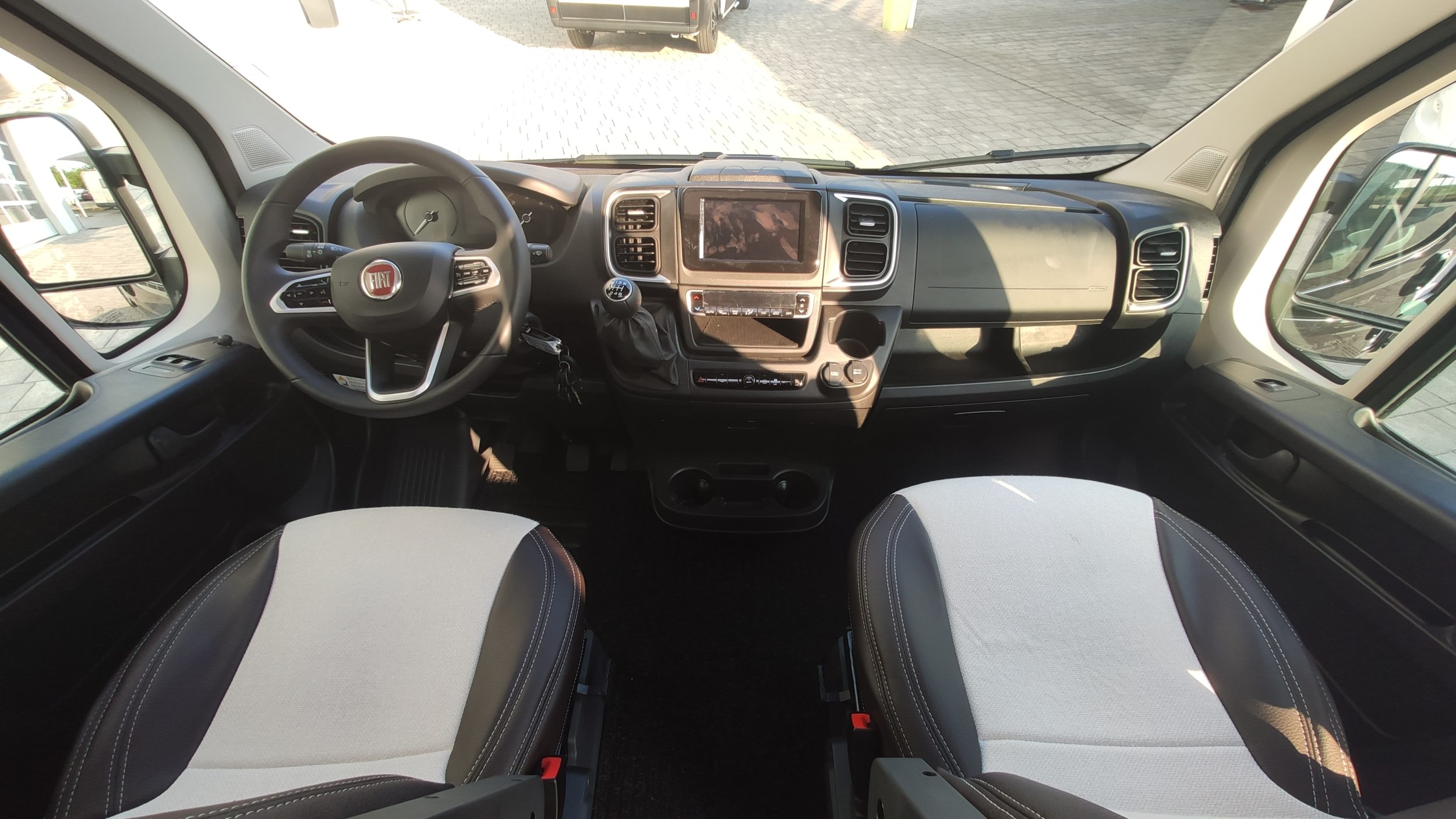Livingstone 5 Sport Limited