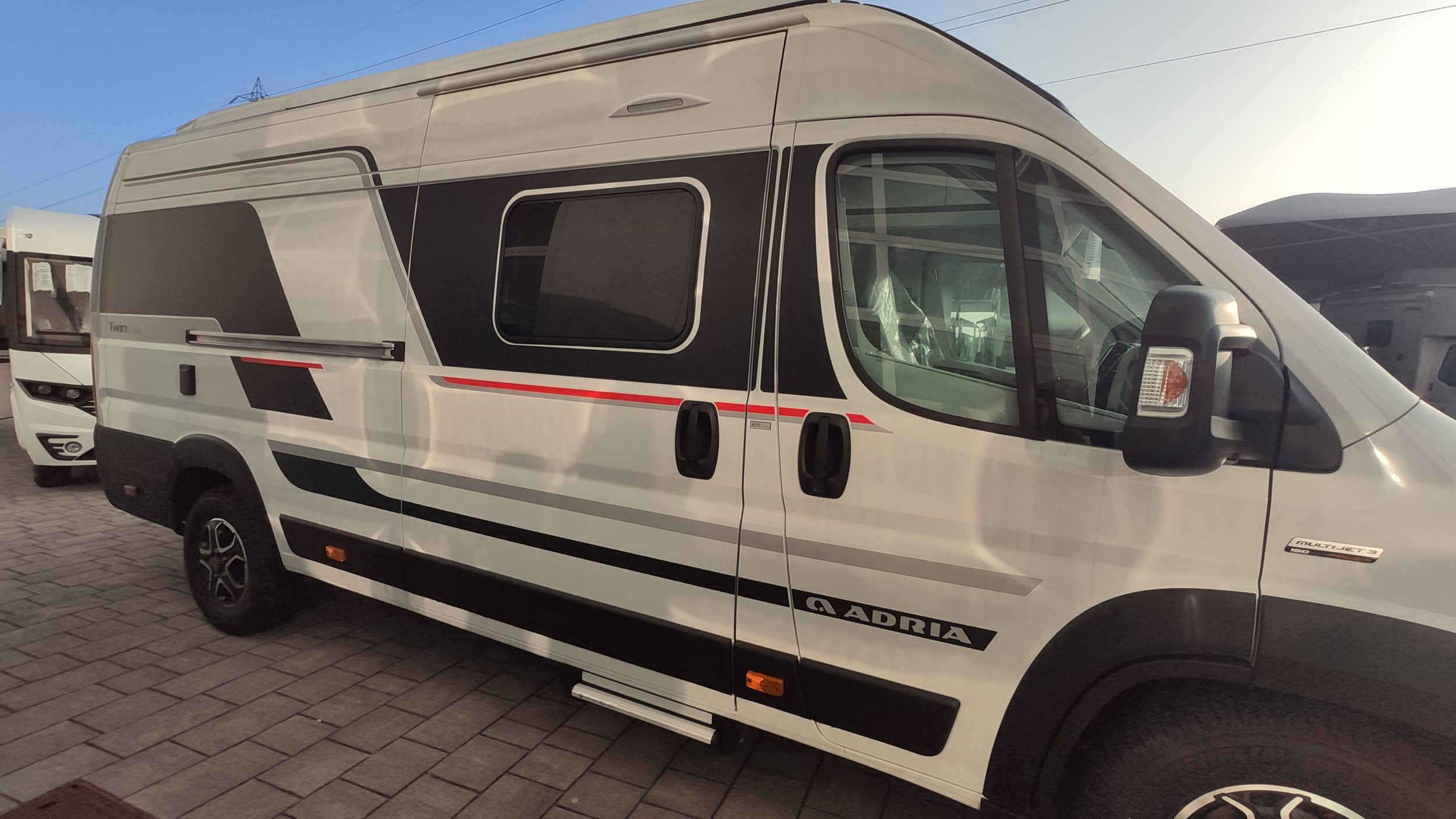 Adria Twin Sports 640 SG