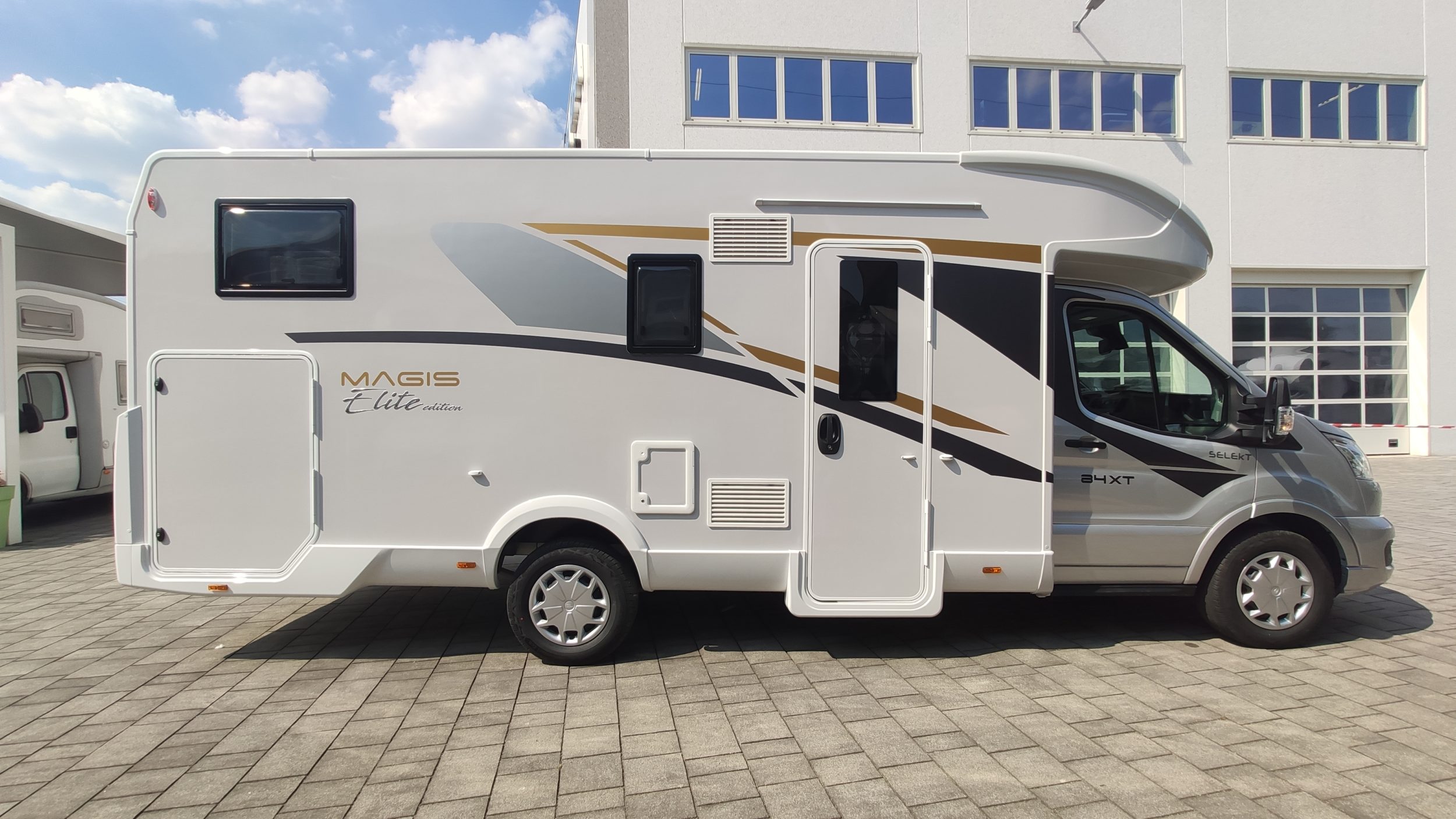 CI Magis 84 XT Elite