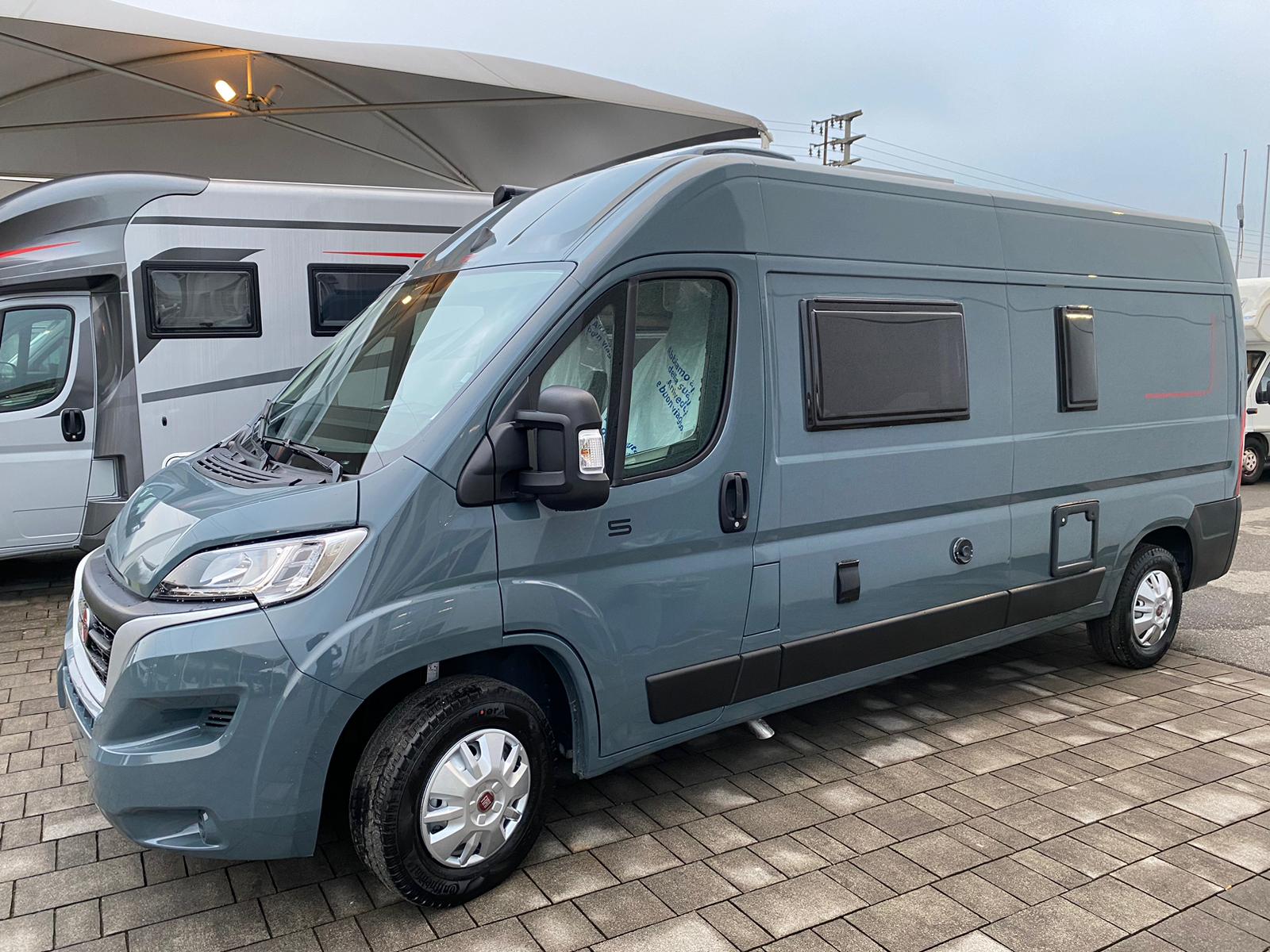 RT Livingstone 2