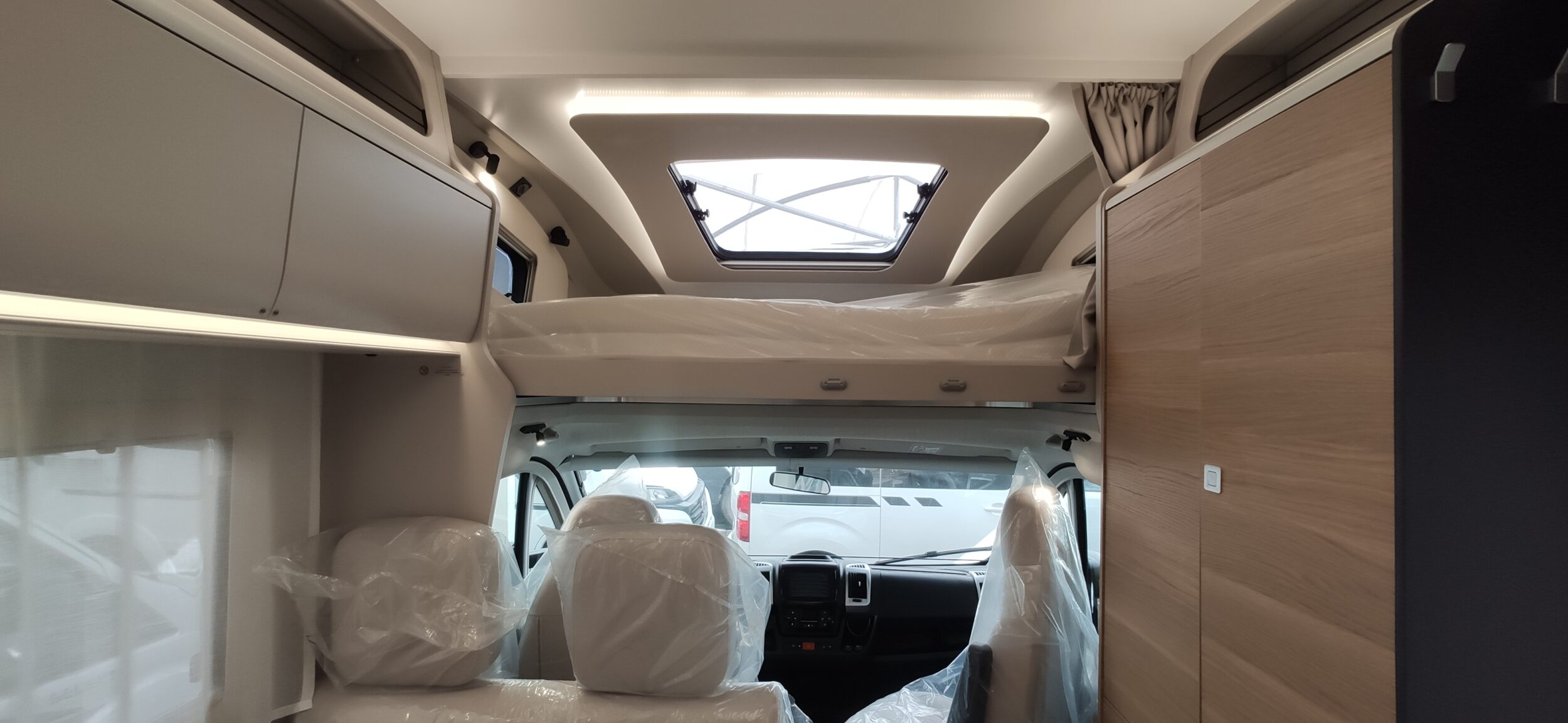 Adria Coral XL Axess 600 DP