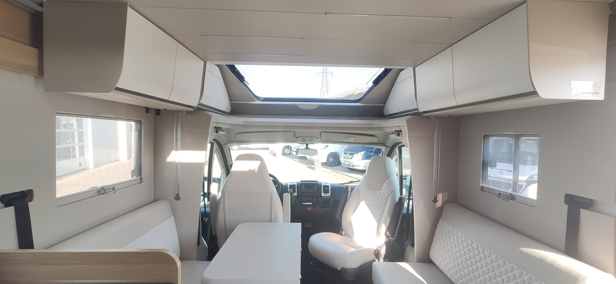 Adria Matrix 670 DL Plus