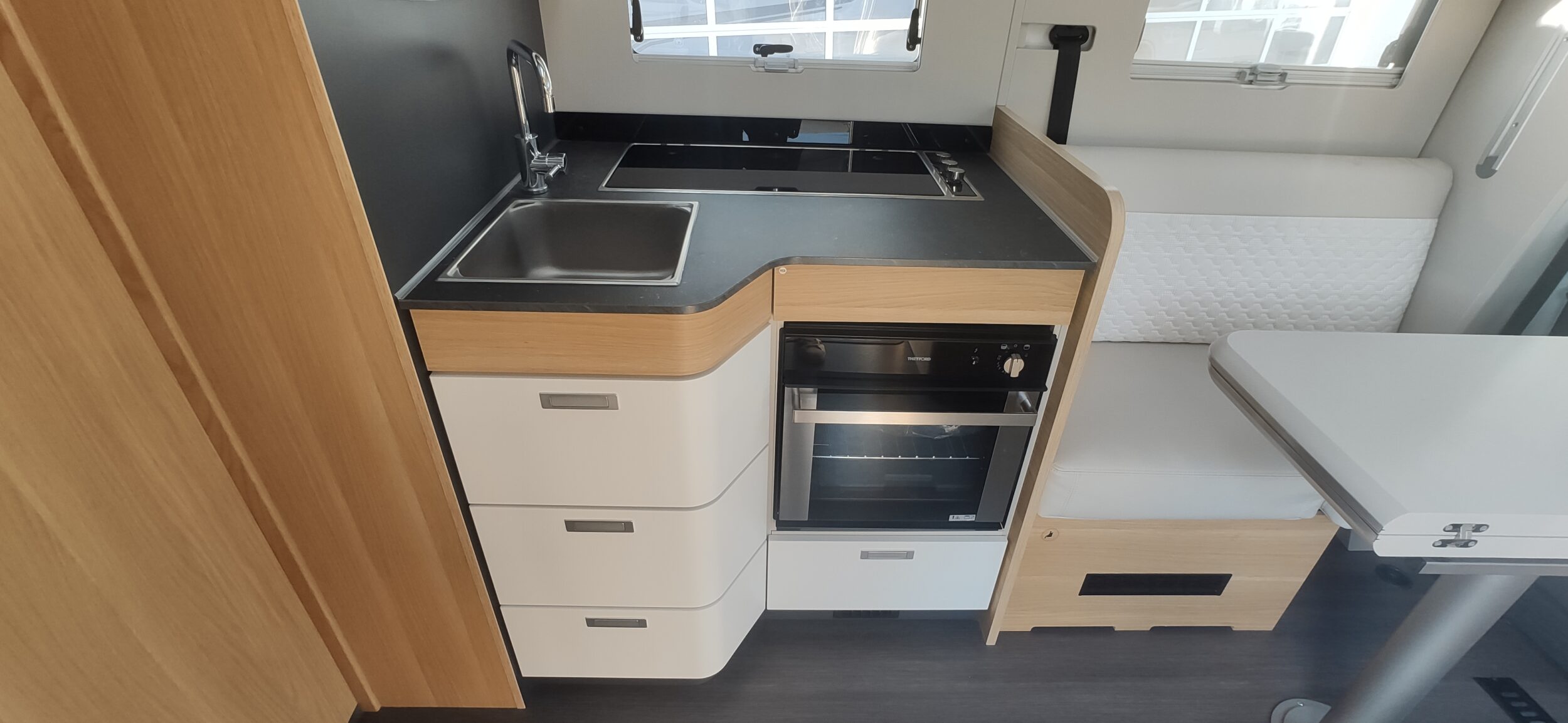 Adria Matrix 670 DL Plus