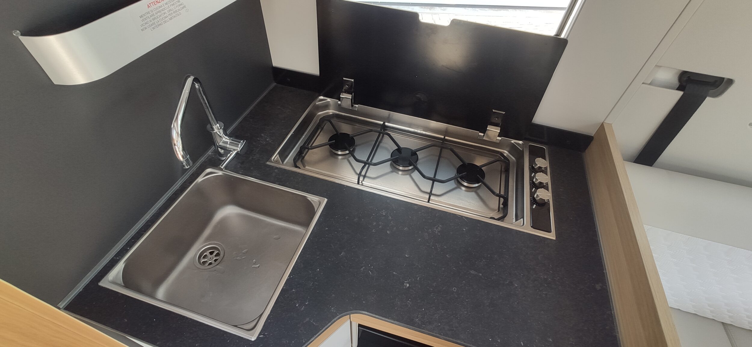 Adria Matrix 670 DL Plus
