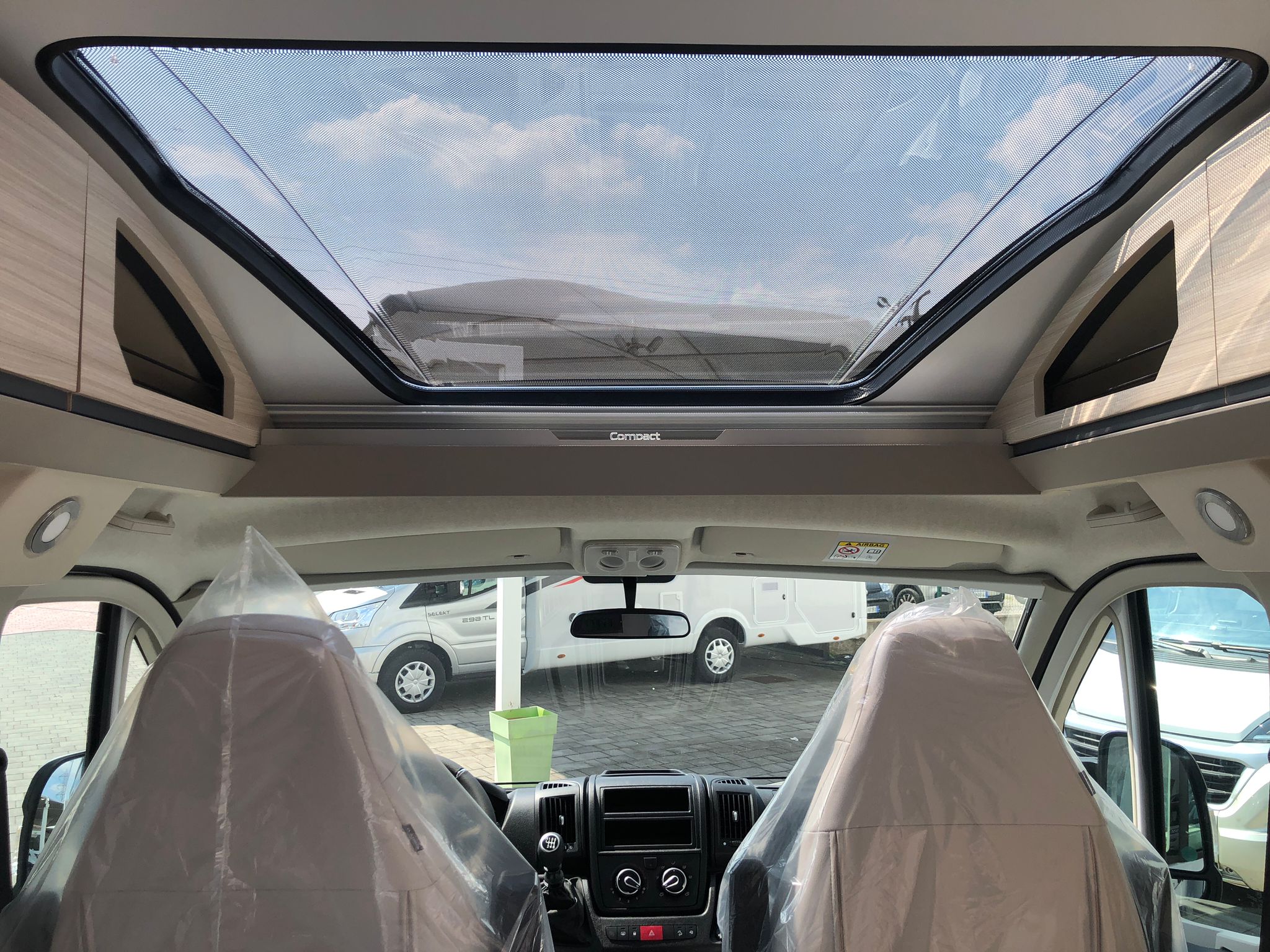 Adria Compact Axess SP