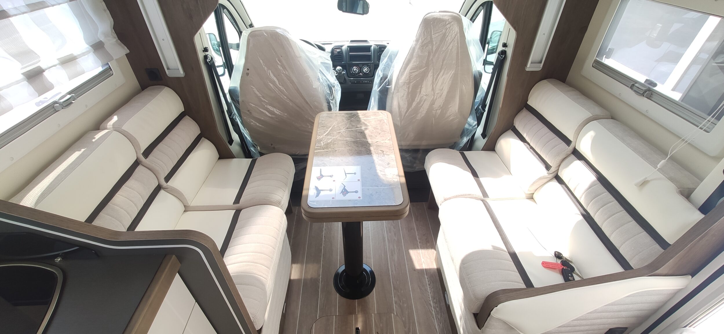 CI Riviera 87 XT