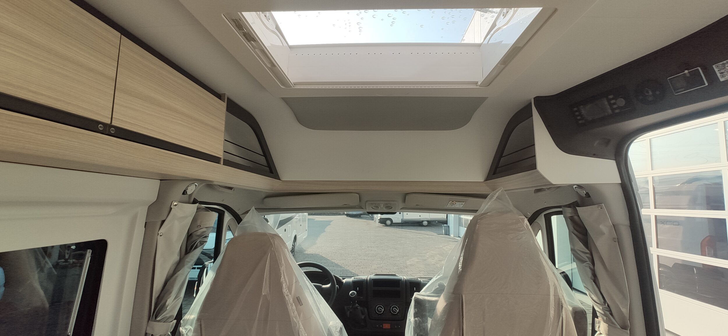 Adria Twin 600 SP Family Axess