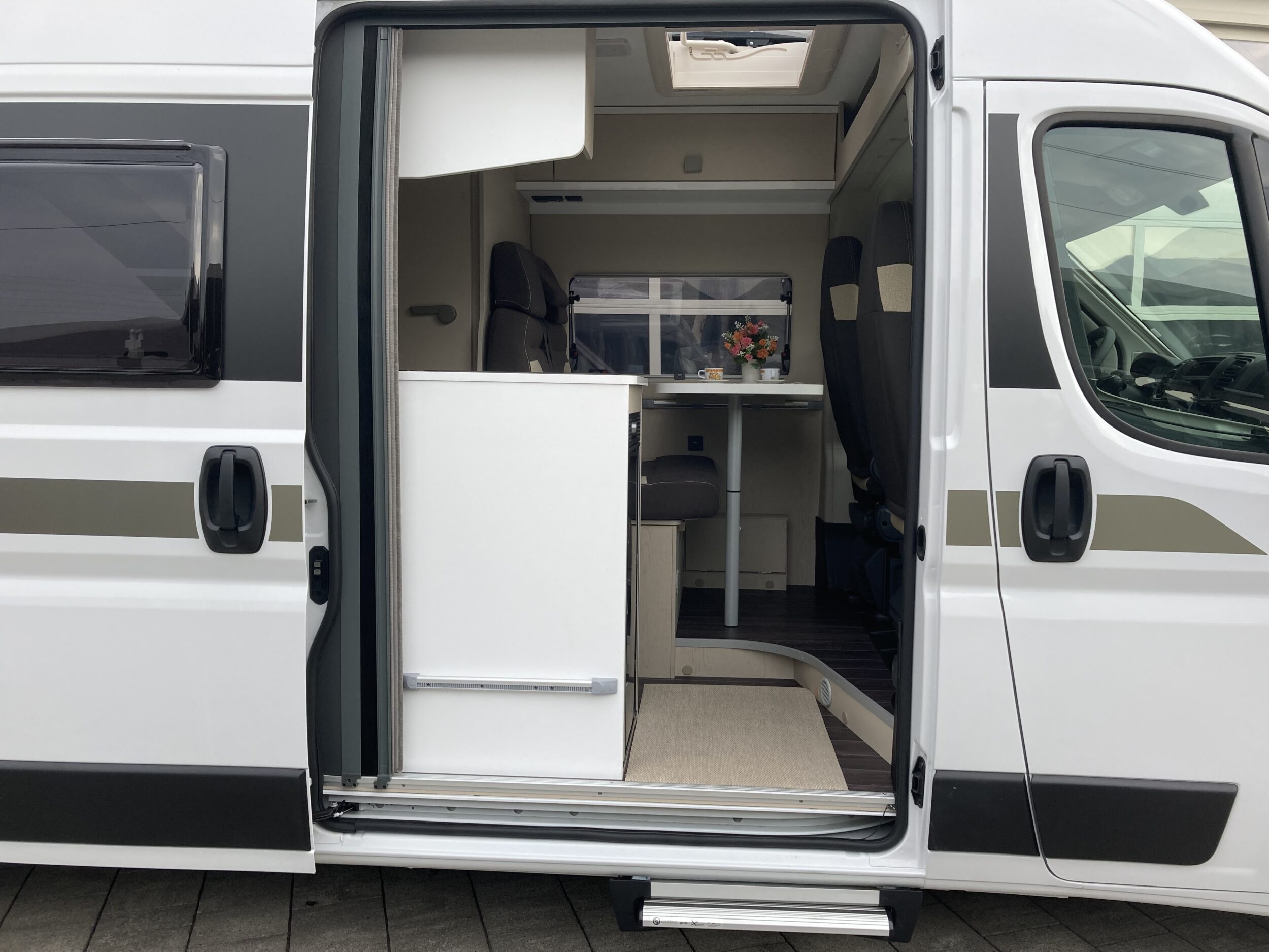 X-VAN 102