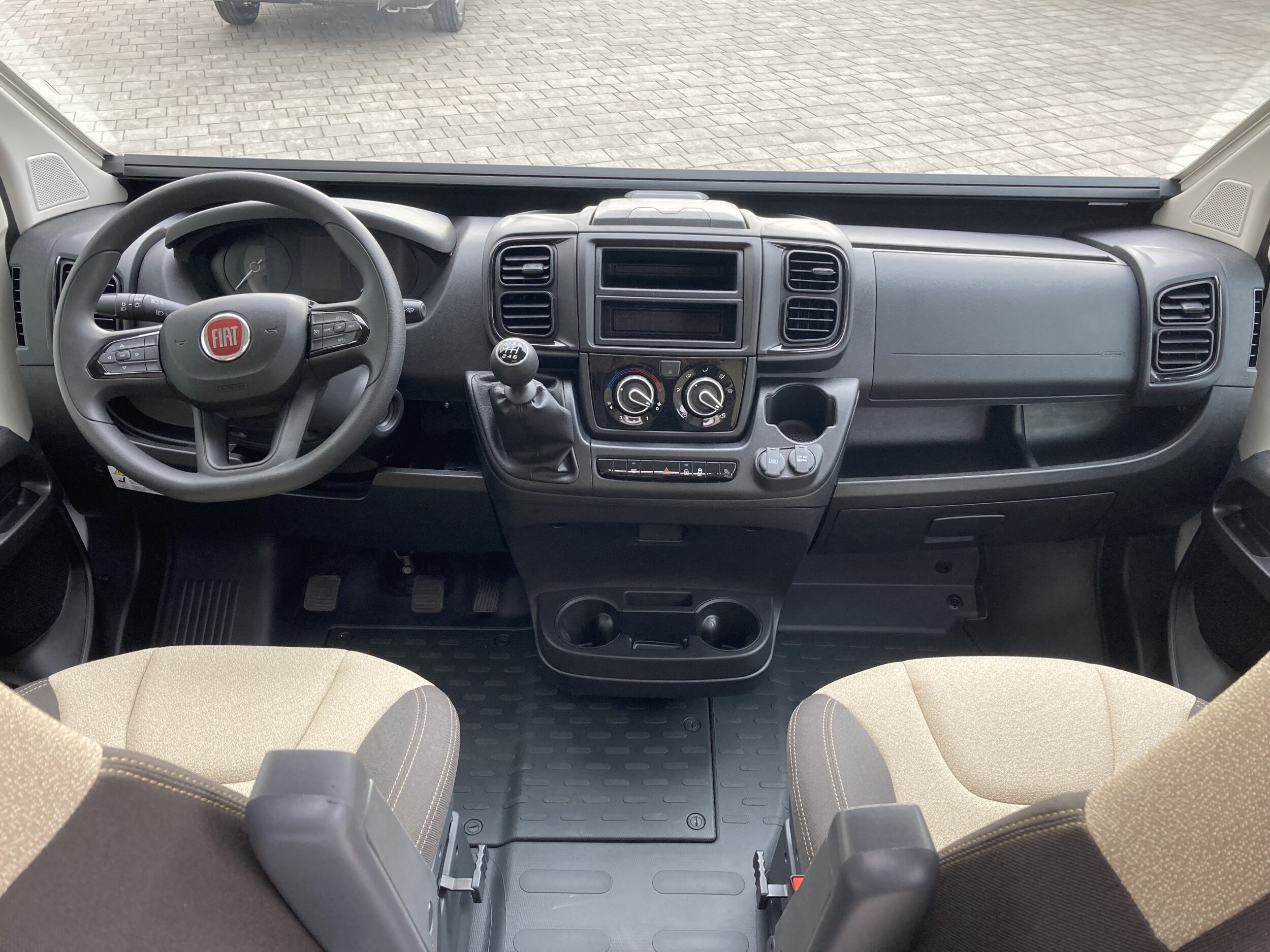 X-VAN 102