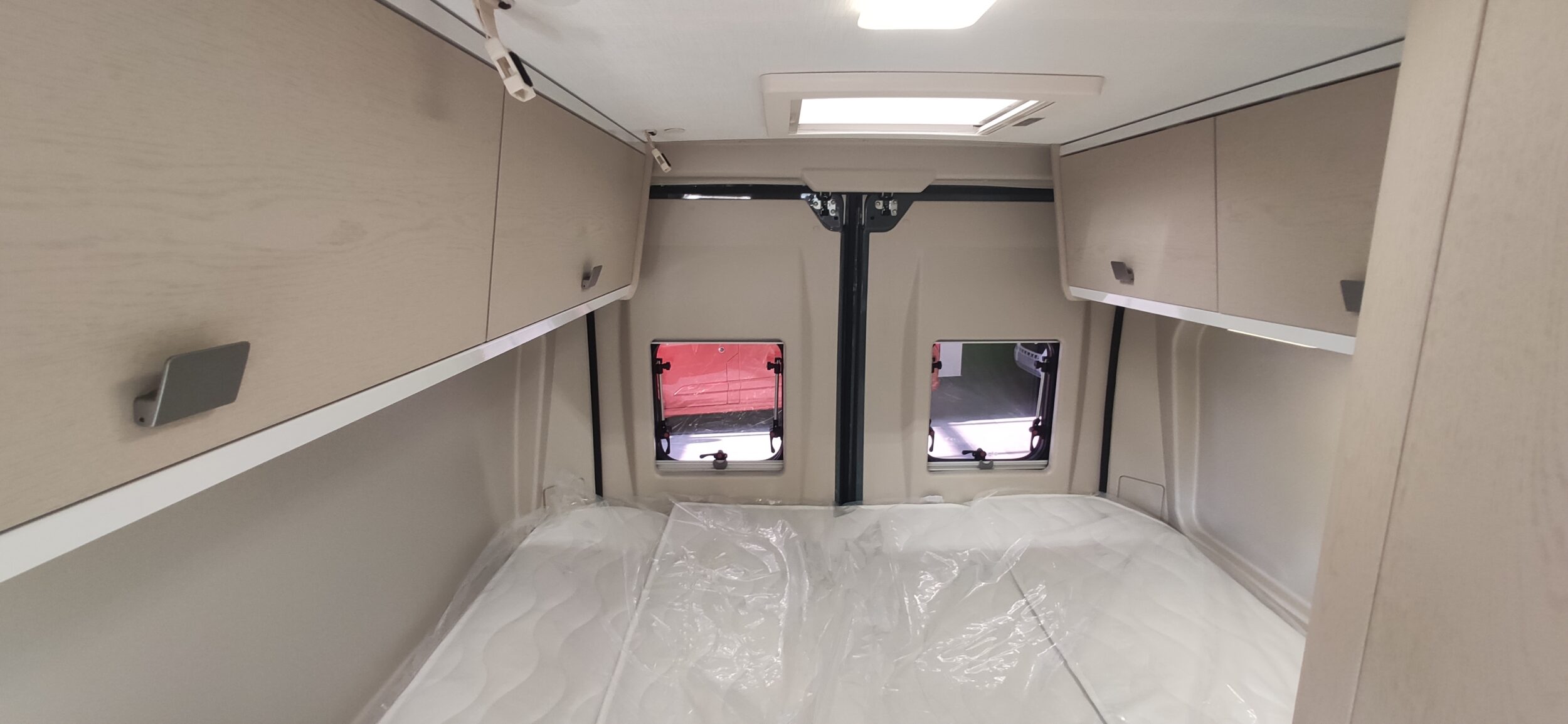 X-VAN 102