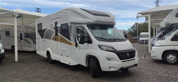 Riviera 87 XT