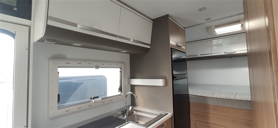 Adria Coral XL 600 DP