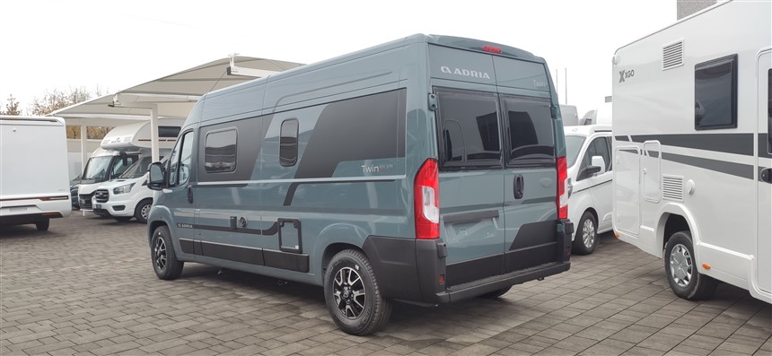 Adria Twin Plus 600 SPB