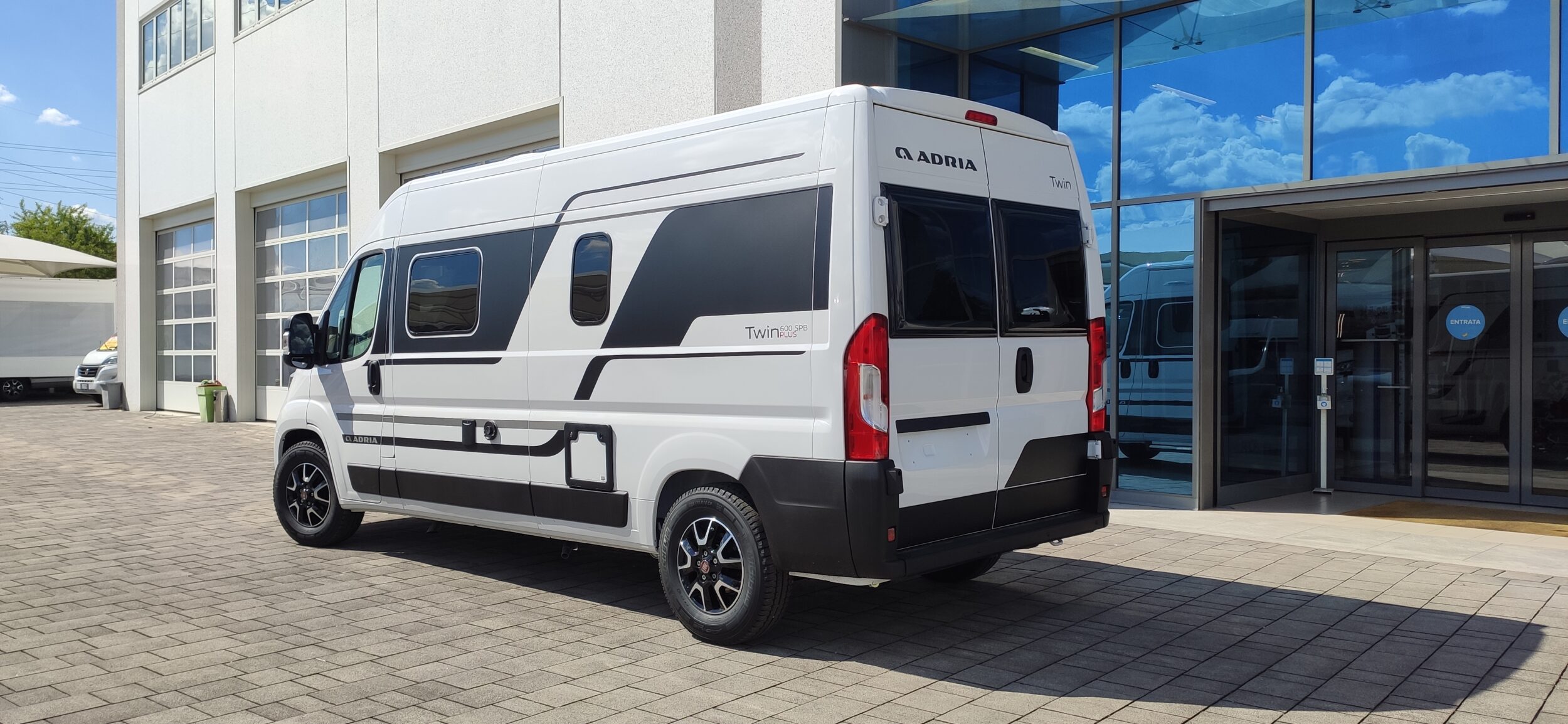 Adria Twin Plus 600 SPB