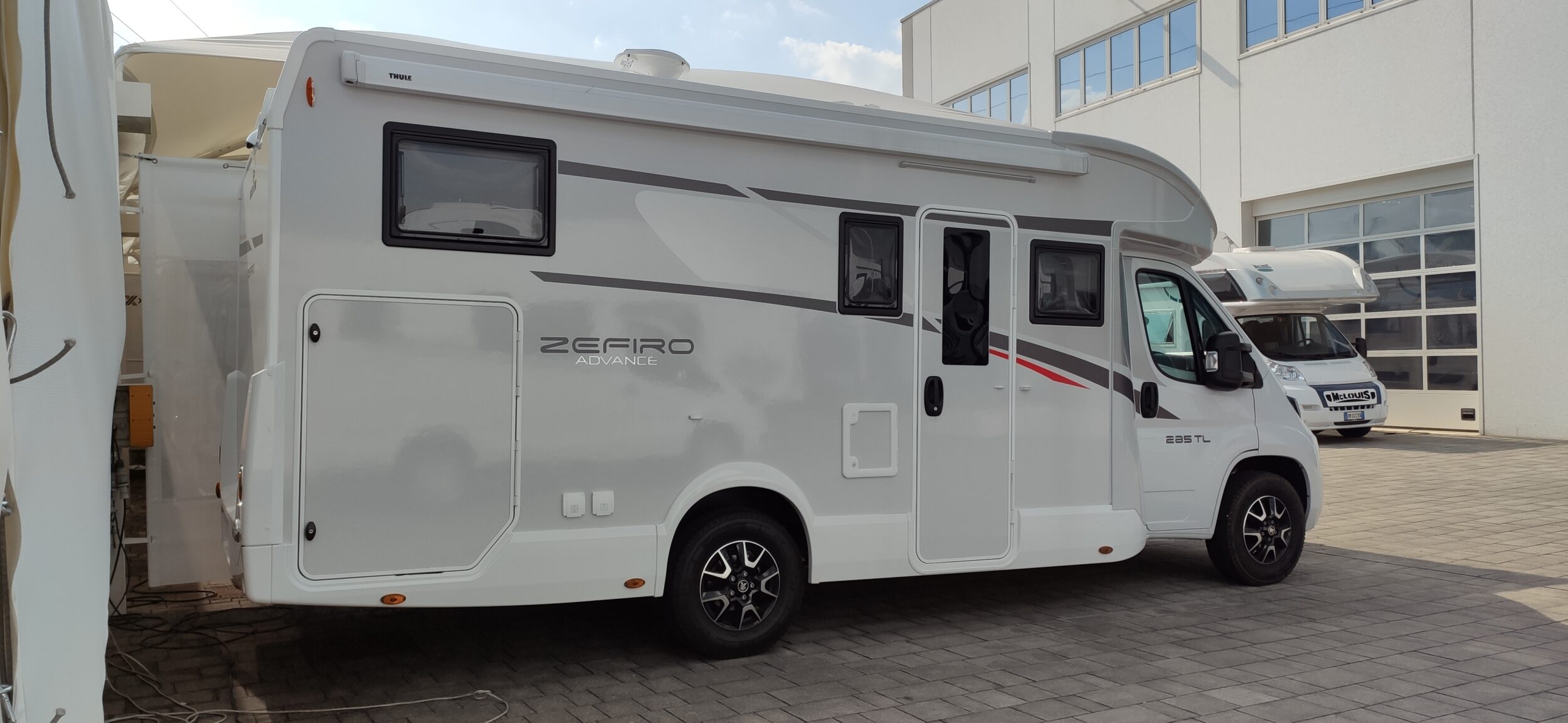 RT Zefiro 285 TL Advance