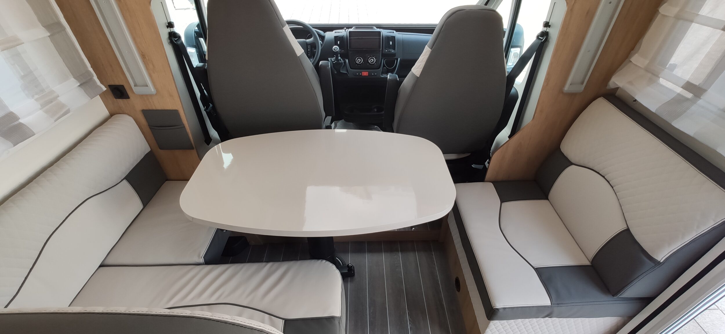 RT Zefiro 285 TL Advance