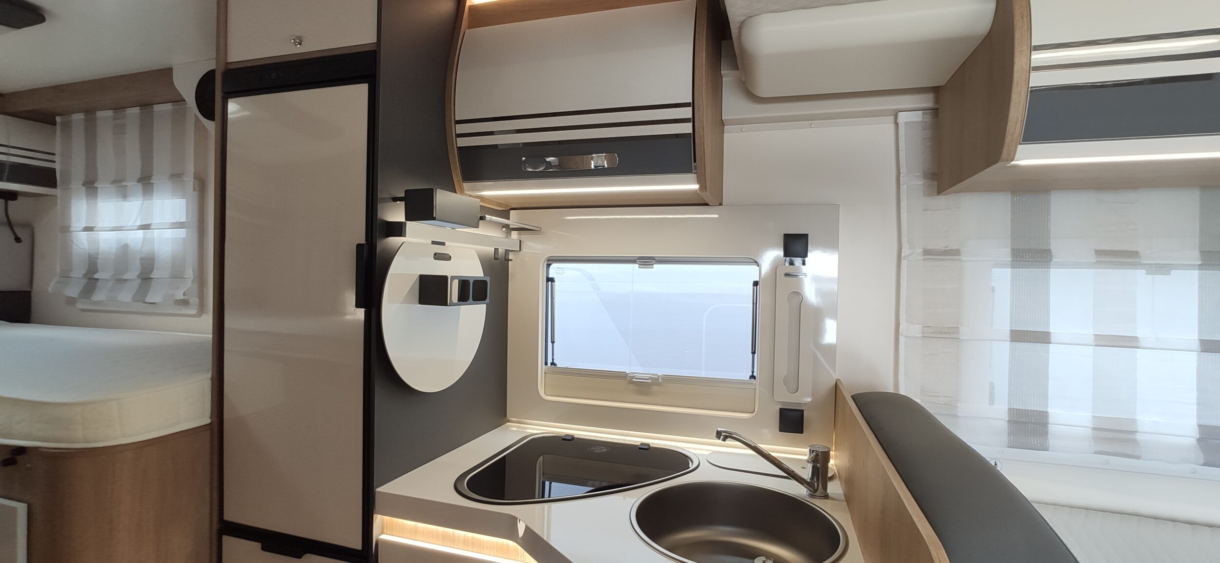 RT Zefiro 285 TL Advance