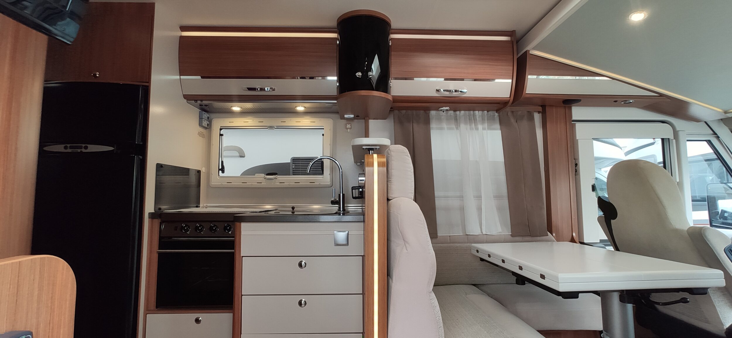Adria Sonic I 700 SP