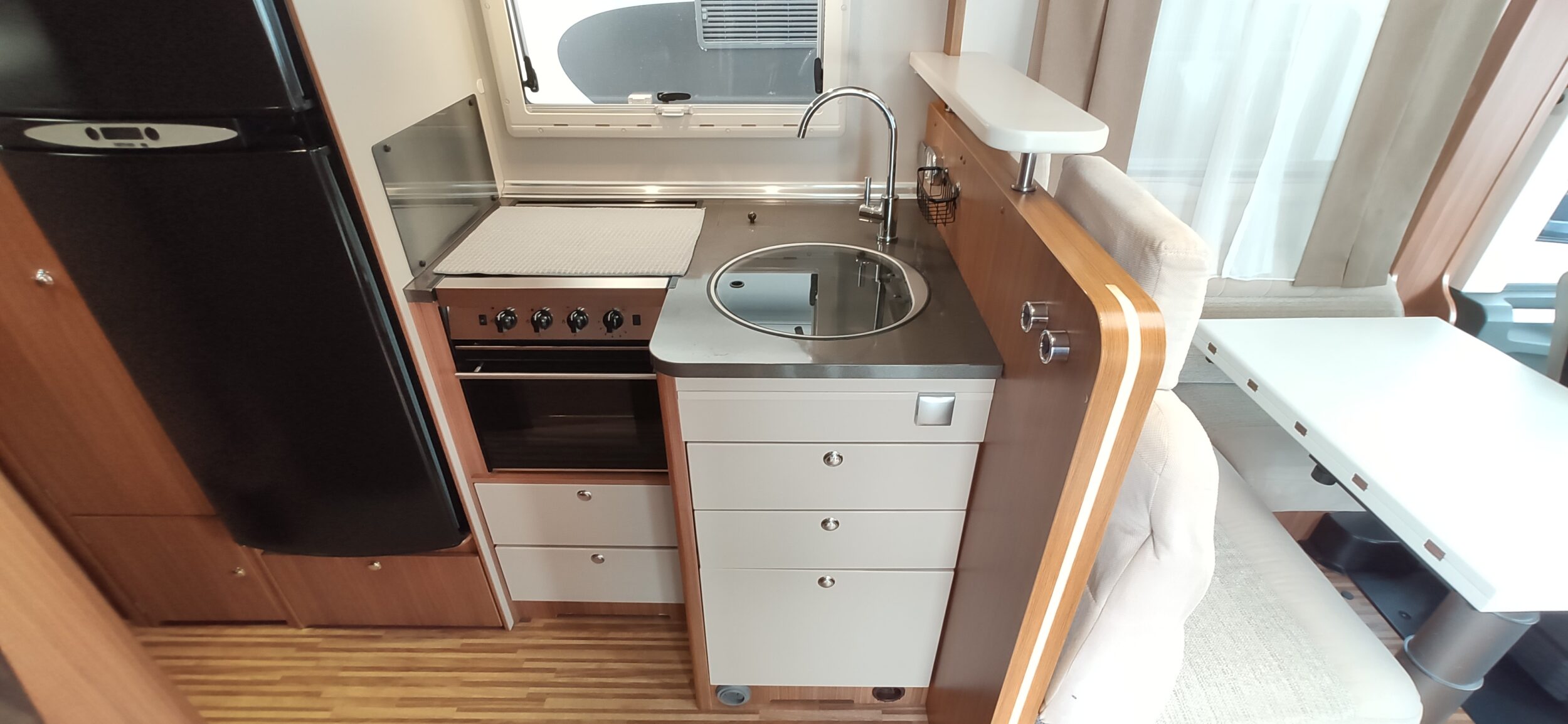 Adria Sonic I 700 SP