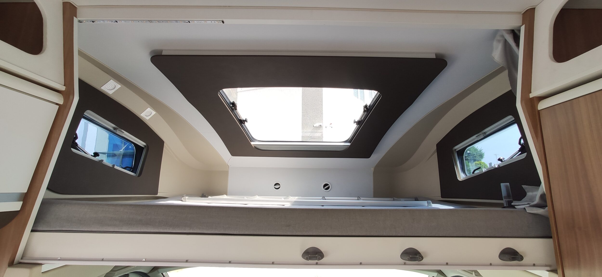 Adria Coral XL 600 DP Axess