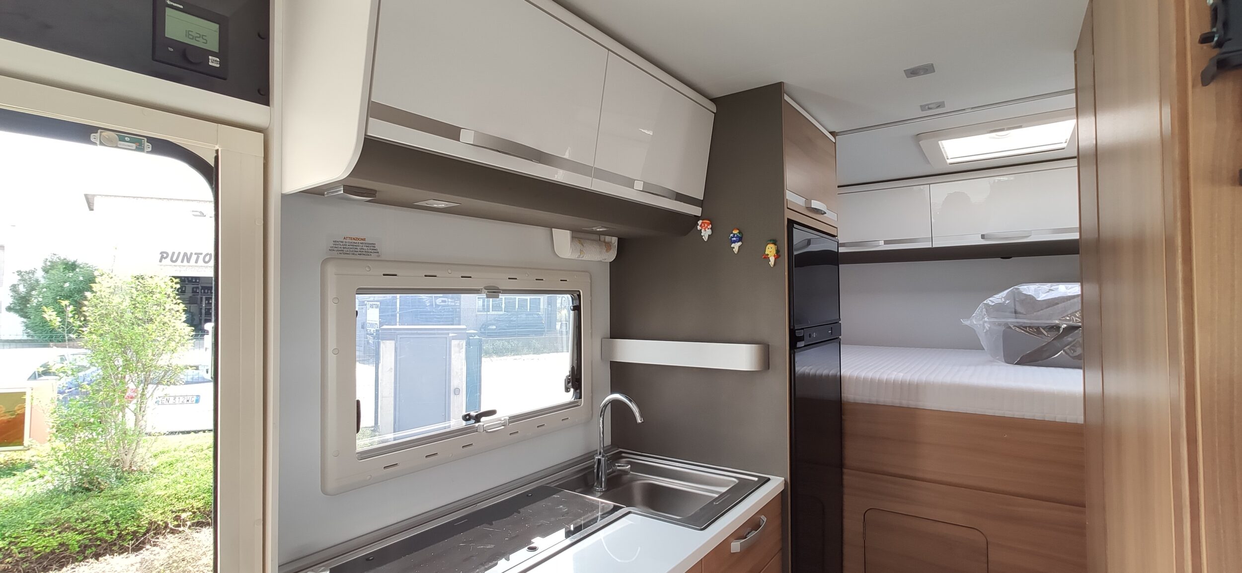 Adria Coral XL 600 DP Axess