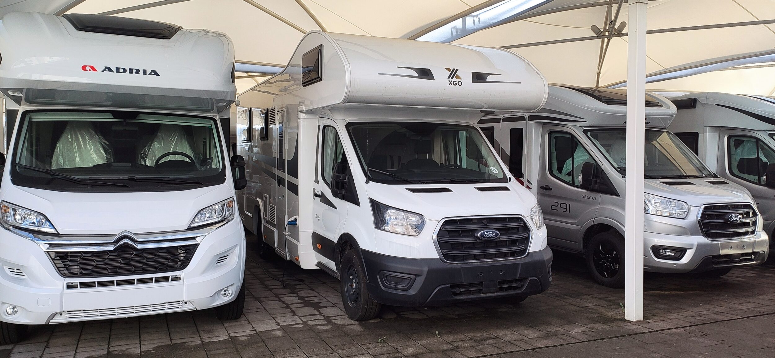 XGo XCamp 695