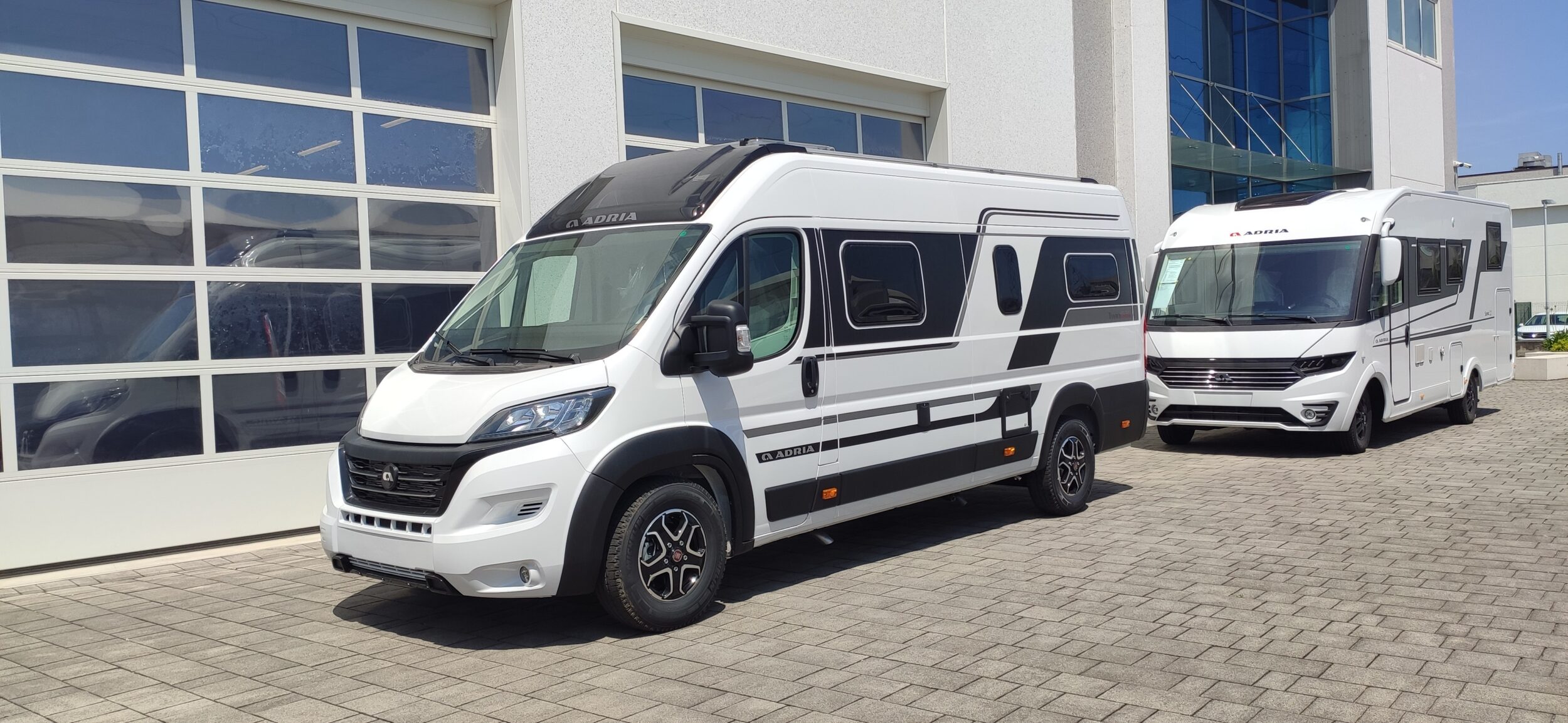 Adria Twin Supreme 640 SGX