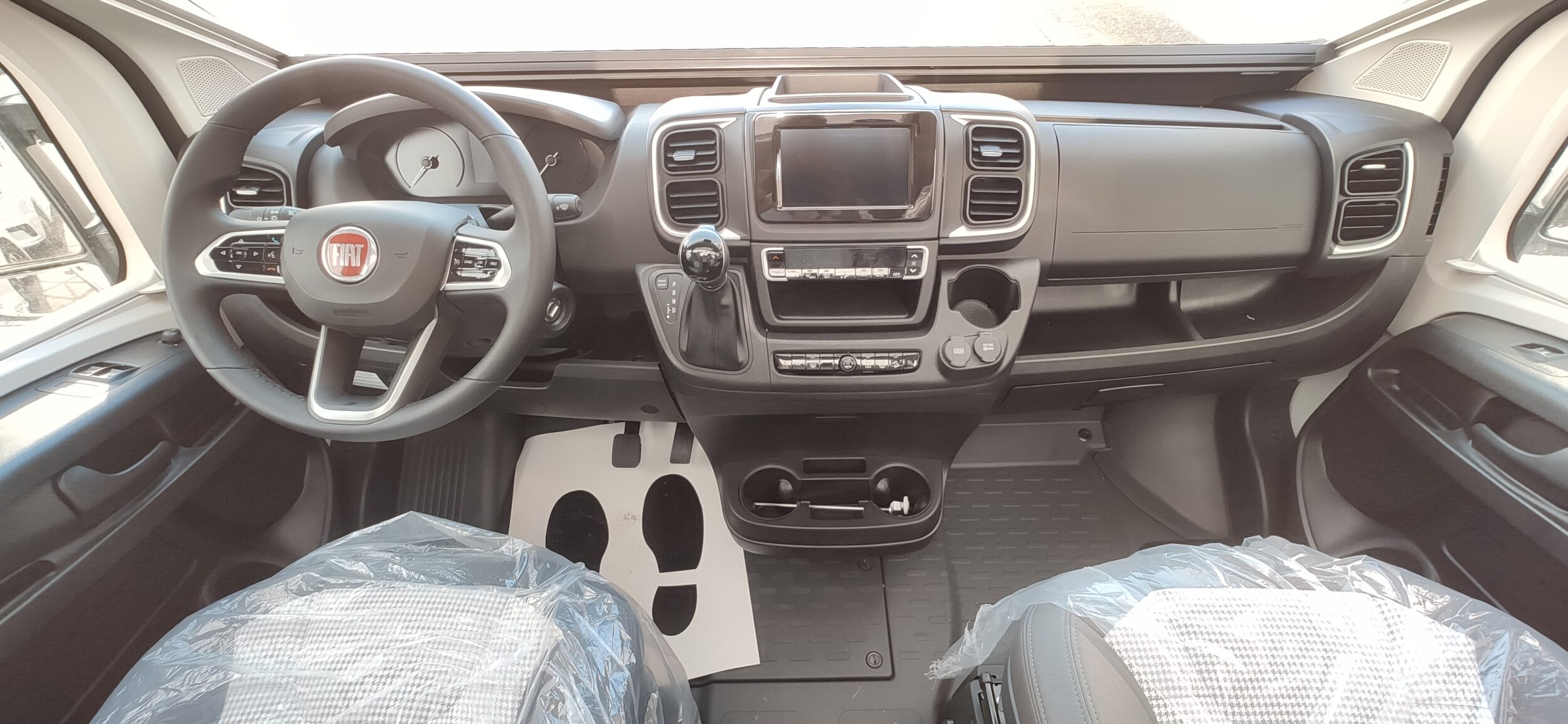 Adria Twin Supreme 640 SGX