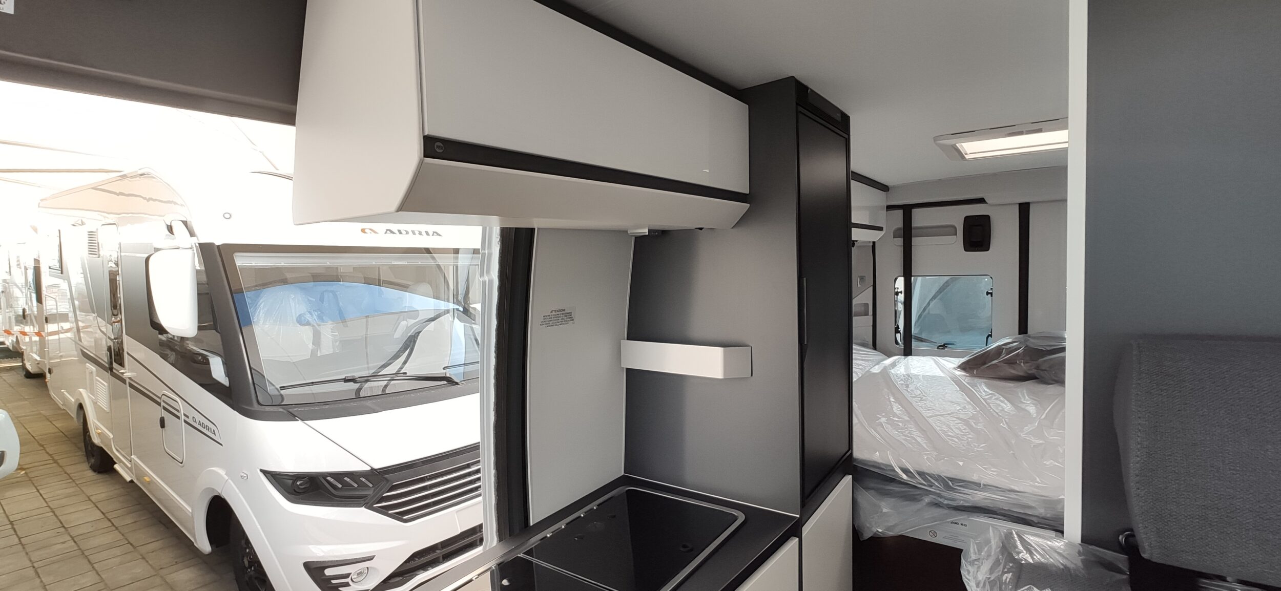 Adria Twin Supreme 640 SGX