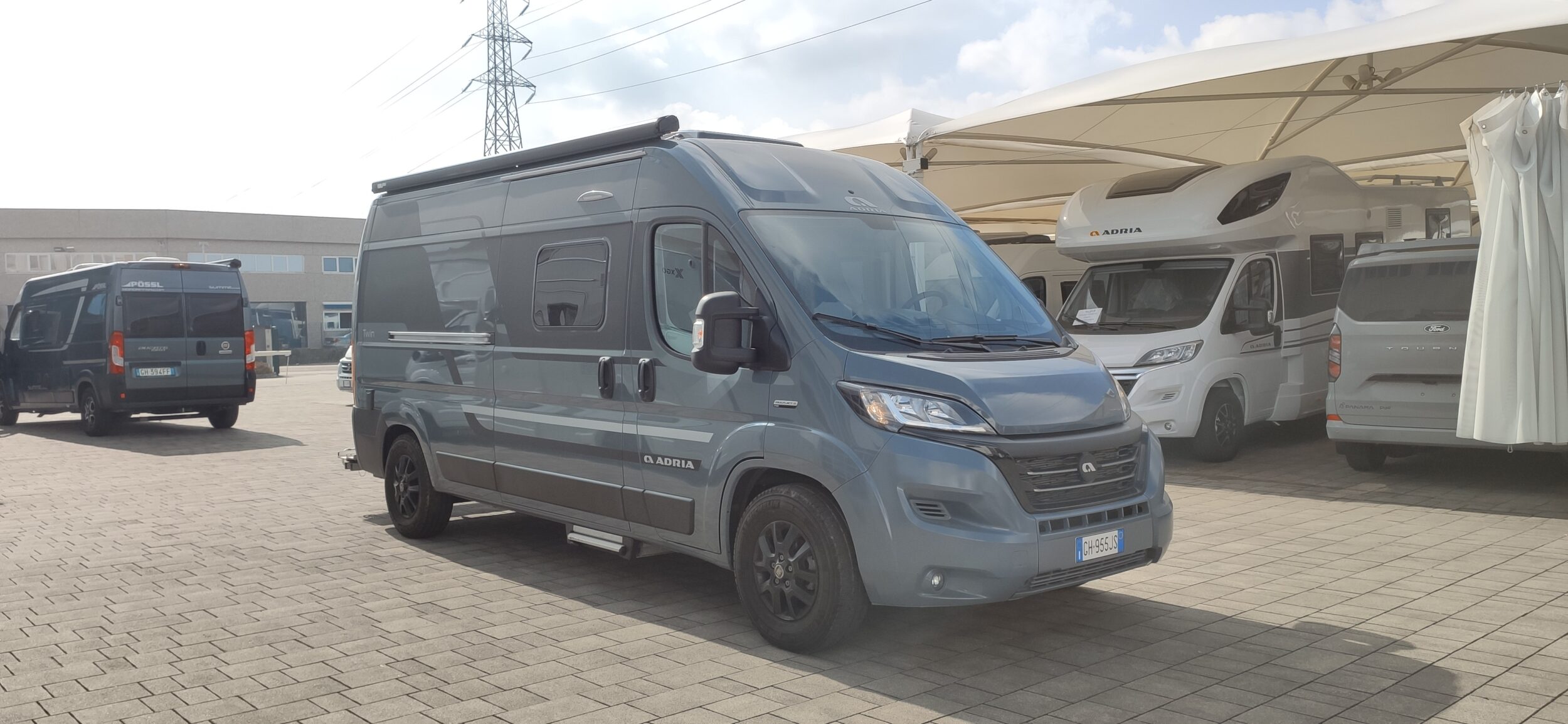 Adria Twin 600 SPB Family
