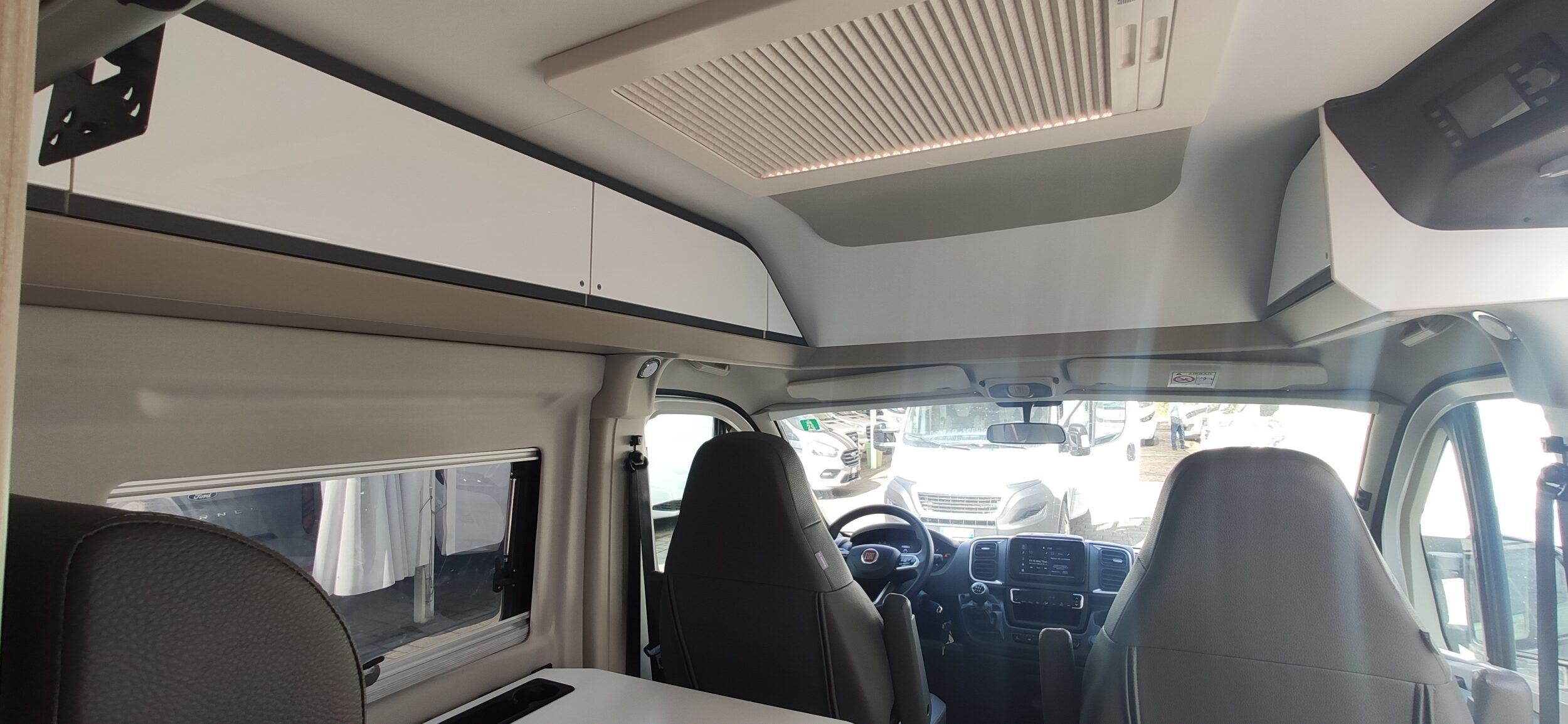 Adria Twin 600 SPB Family