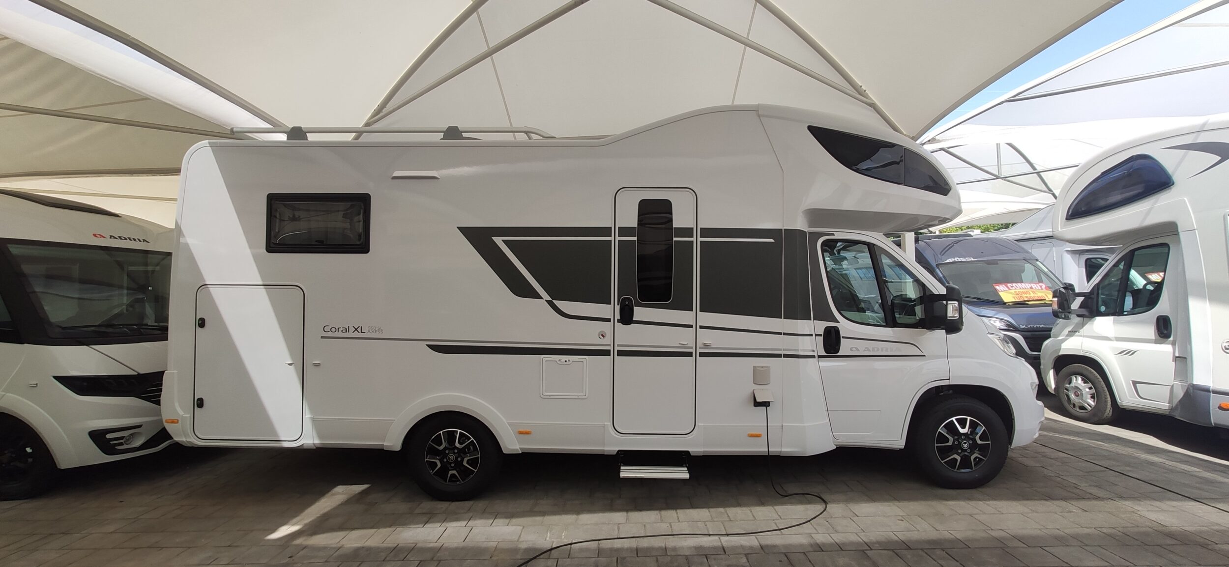 Adria Coral XL Axess 660 SL