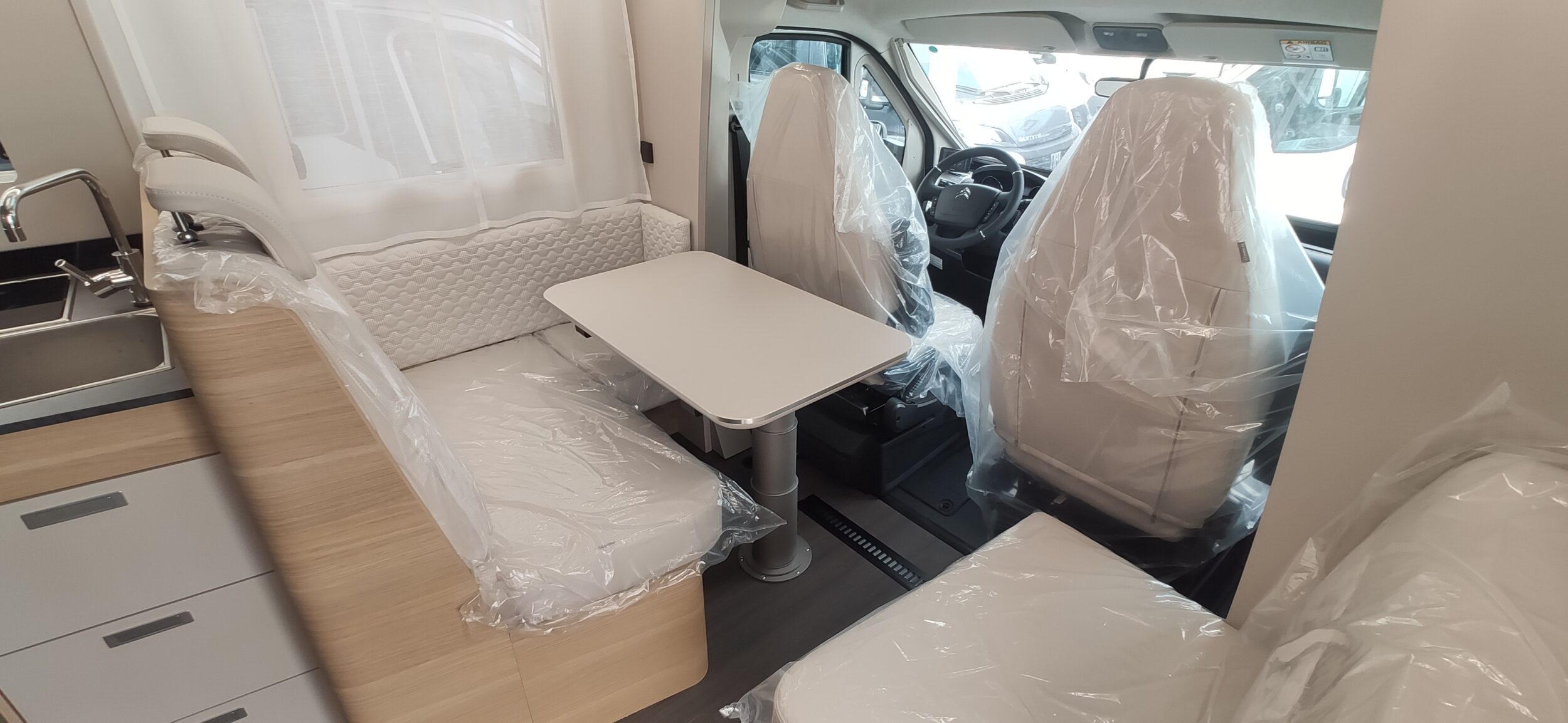 Adria Coral XL Axess 660 SL