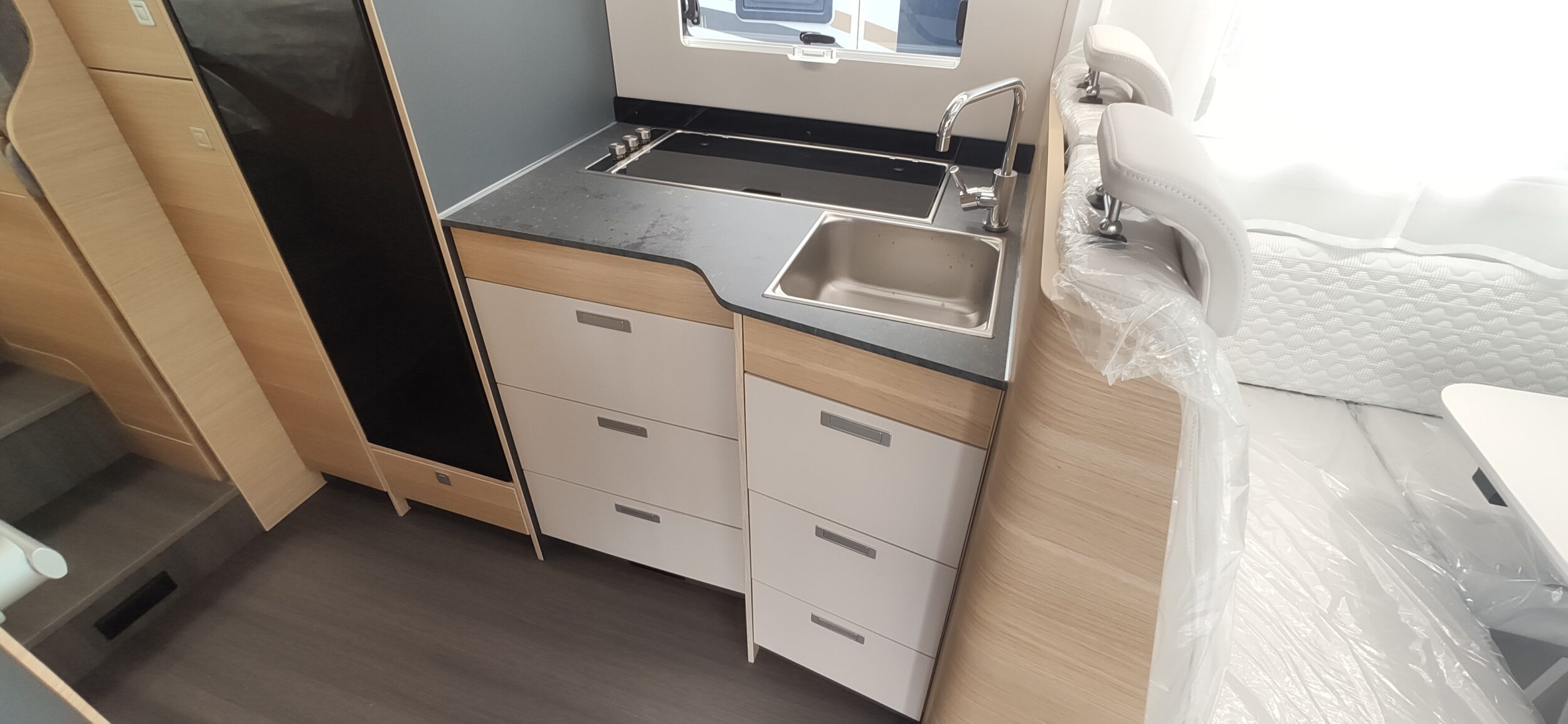 Adria Coral XL Axess 660 SL