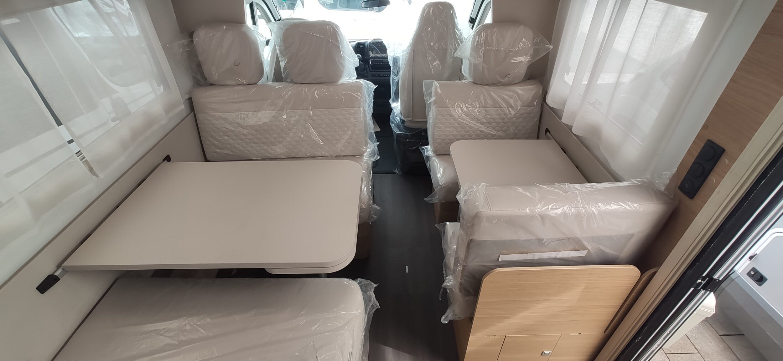 Adria Coral XL Axess 650 DK