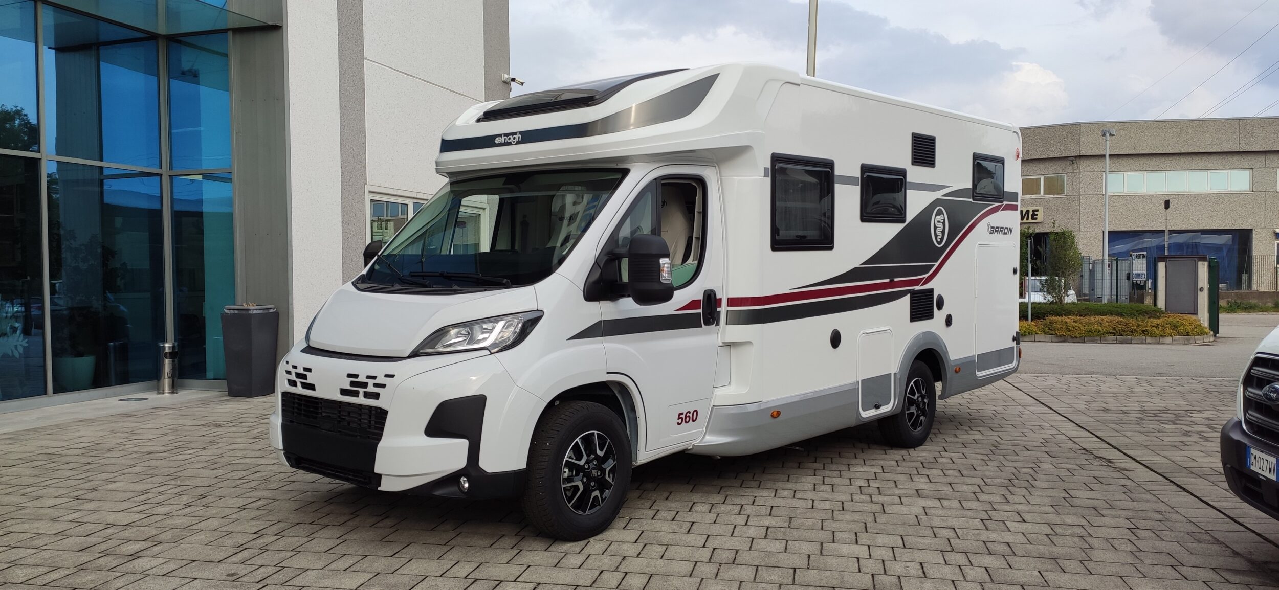Elnagh Baron 560
