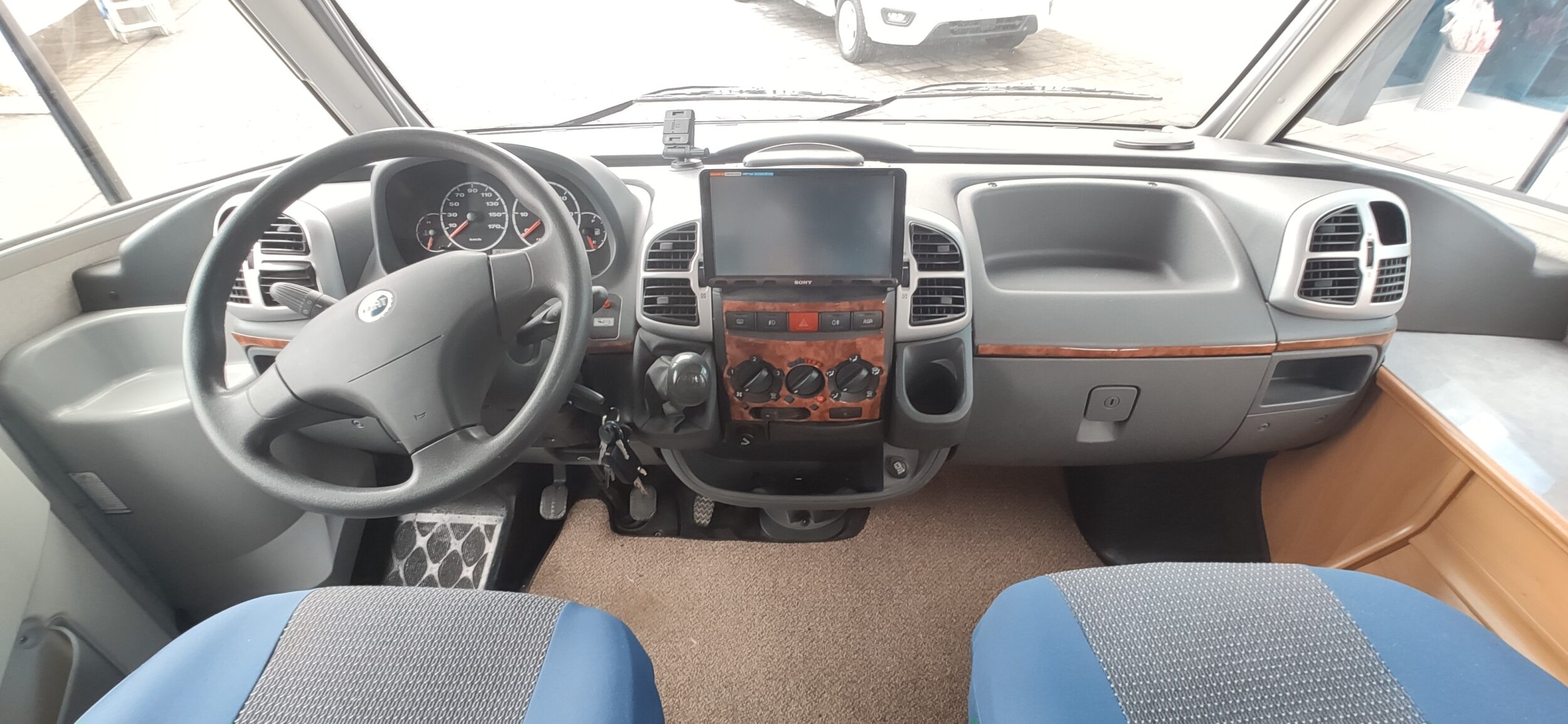 Burstner Elegance 660