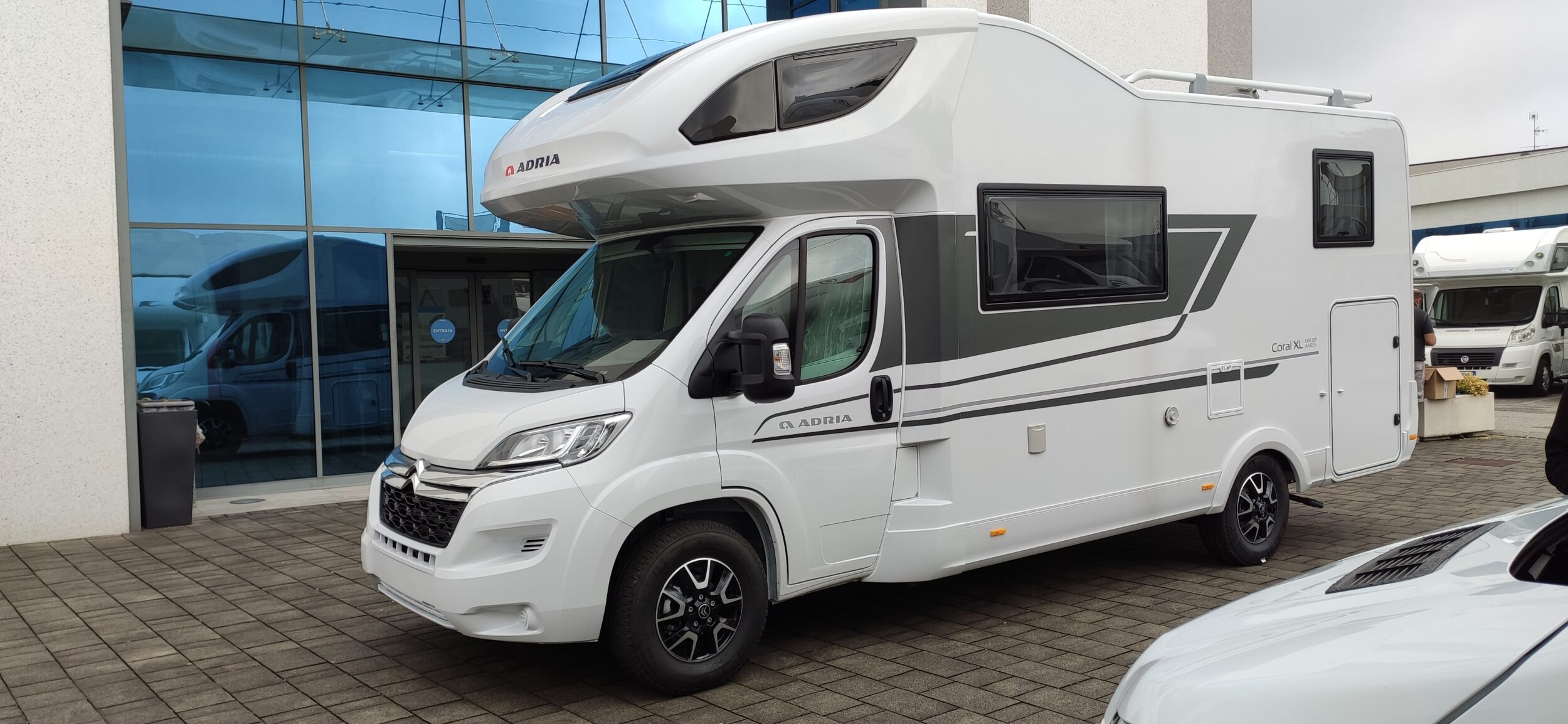Adria Coral XL Axess 600 DP