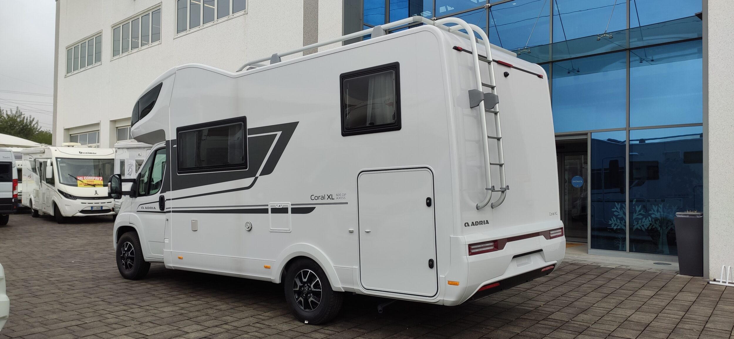 Adria Coral XL Axess 600 DP