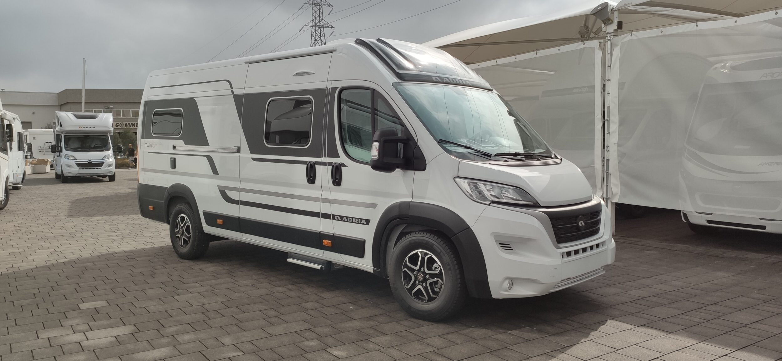 Adria Twin Plus 640 SGX