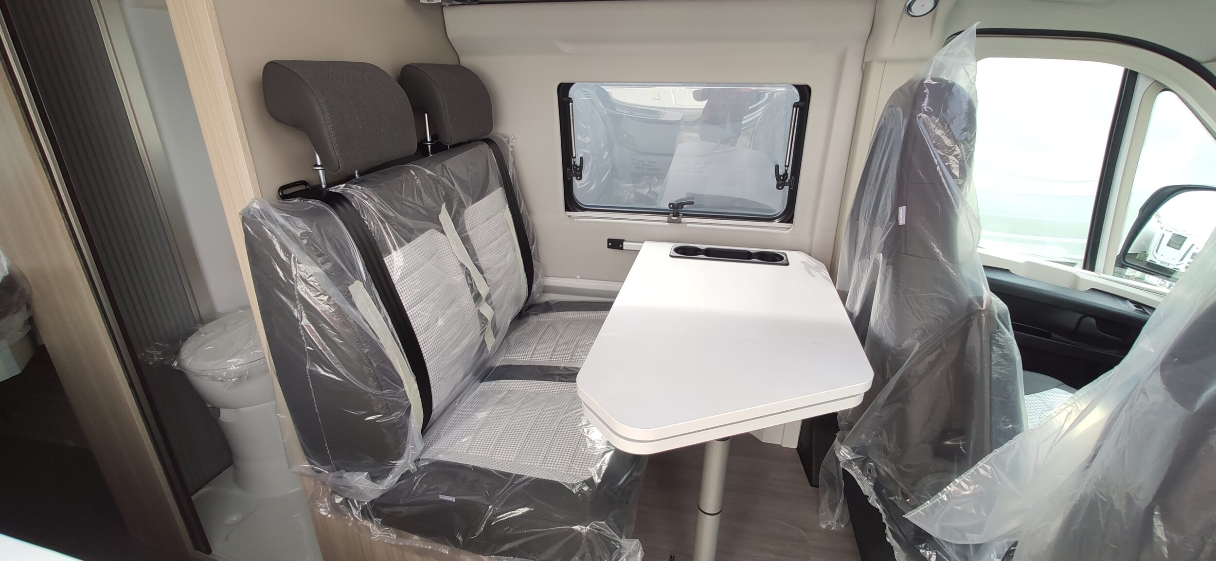 Adria Twin Plus 640 SGX
