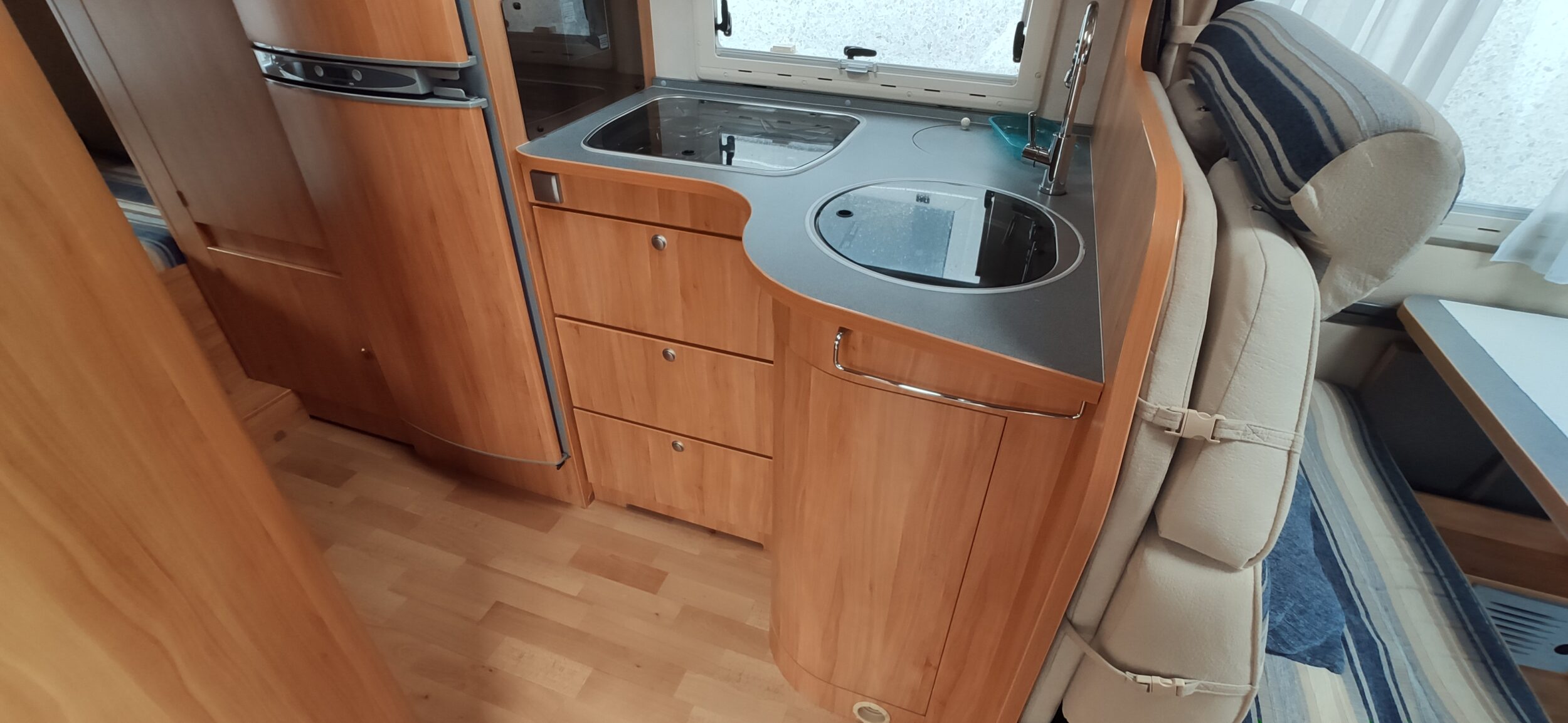 Adria Coral A 680 SK