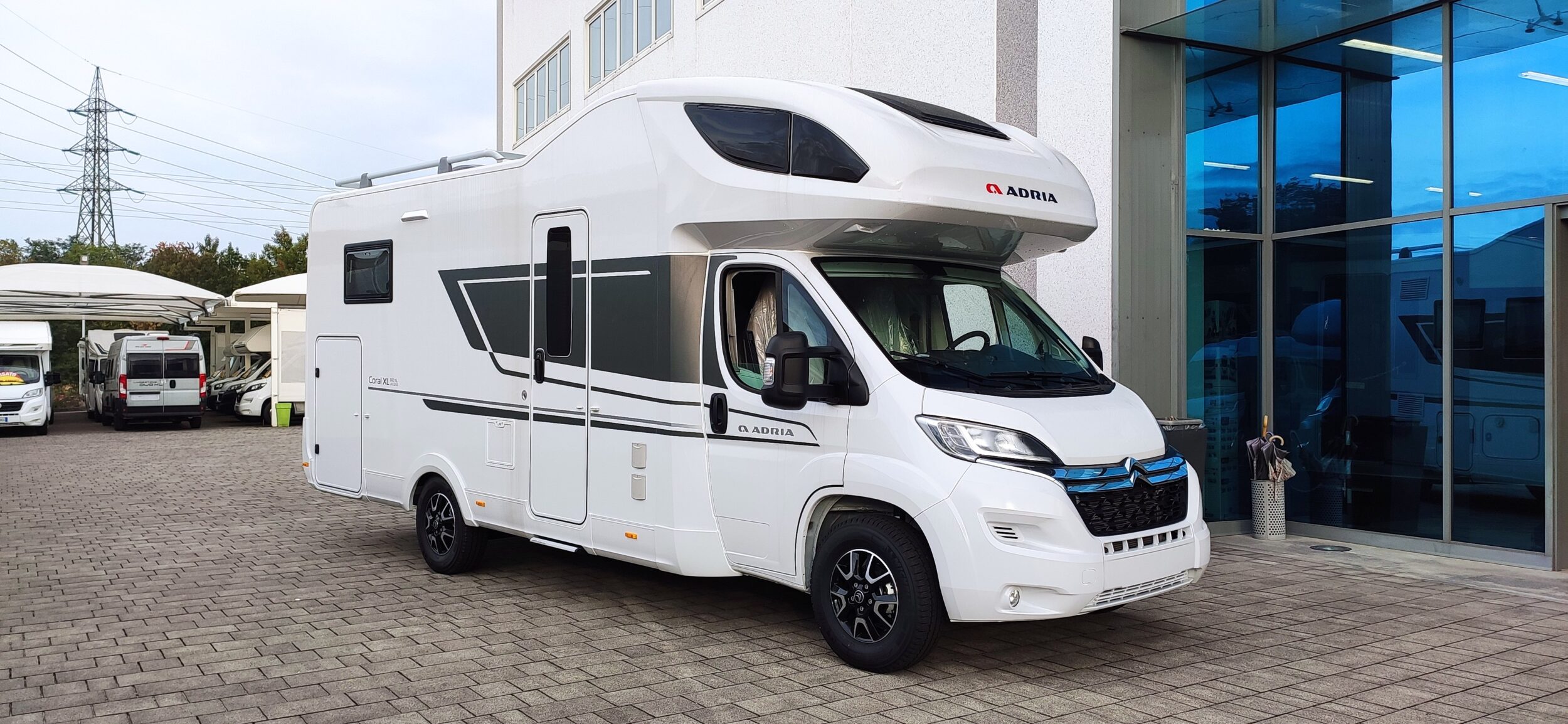 Adria Coral XL Axess 660 SL