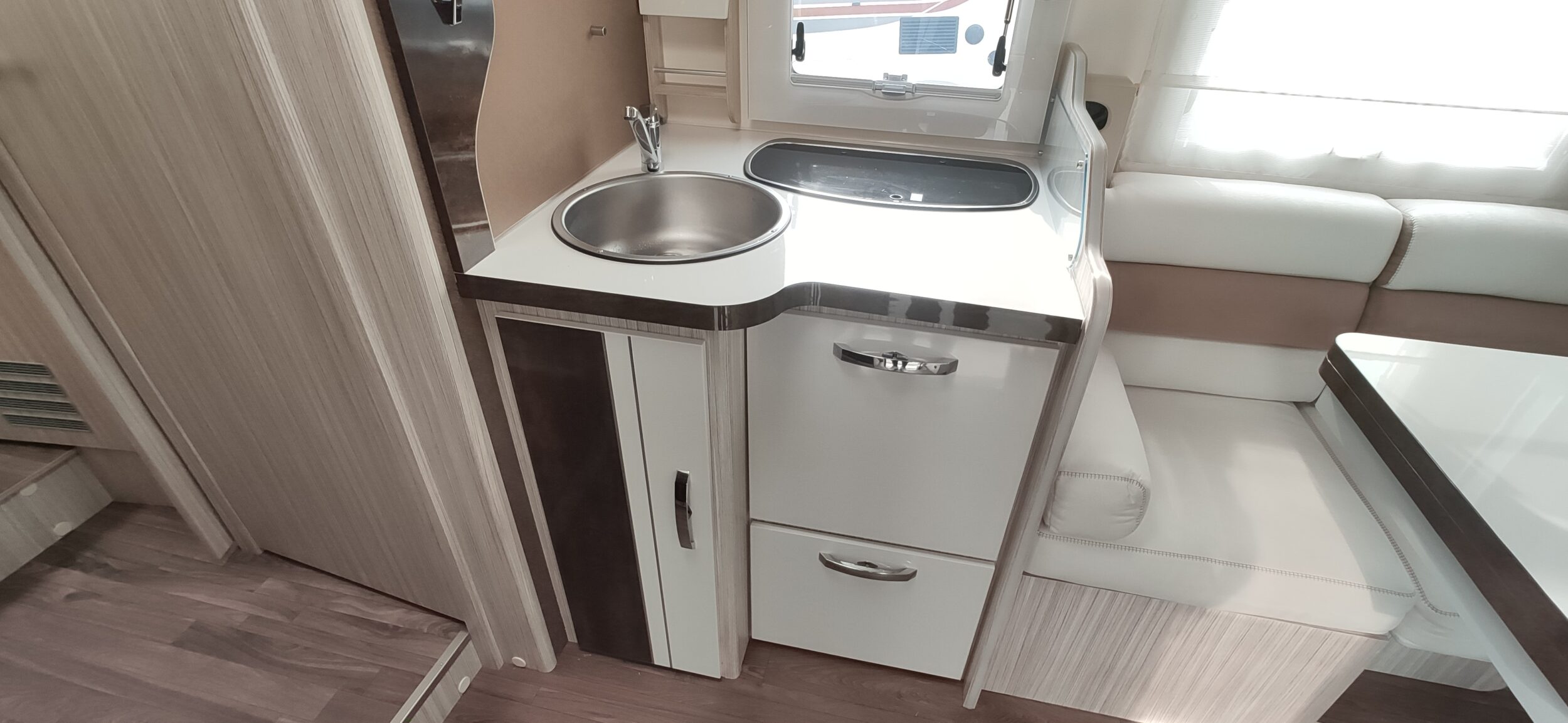 Elnagh T-Loft 532