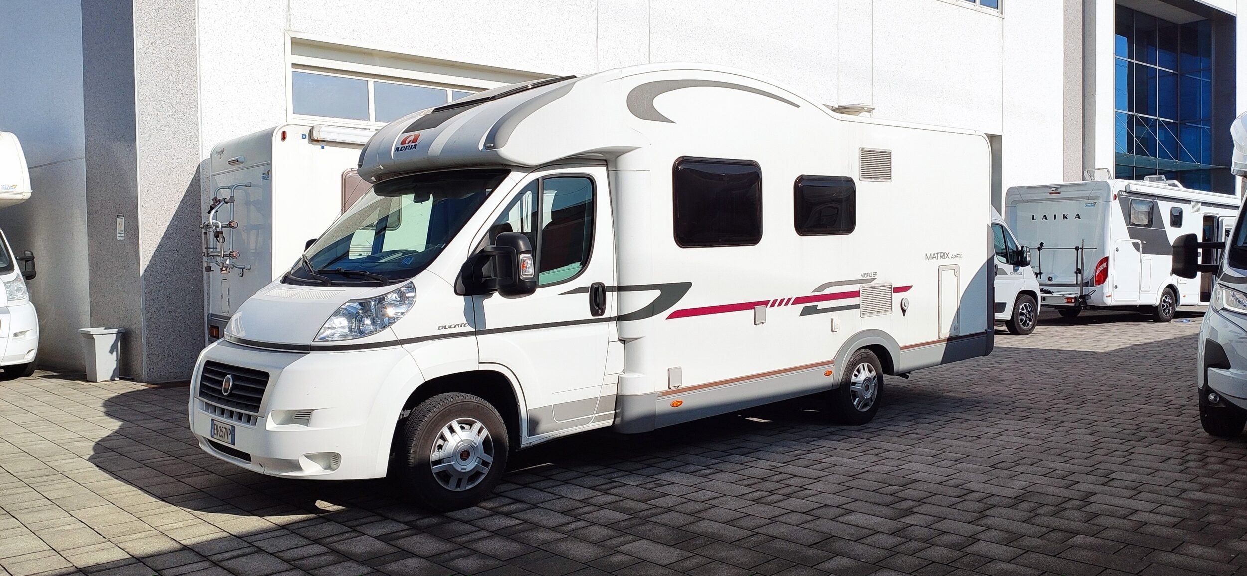 Adria Matrix M 680 SP