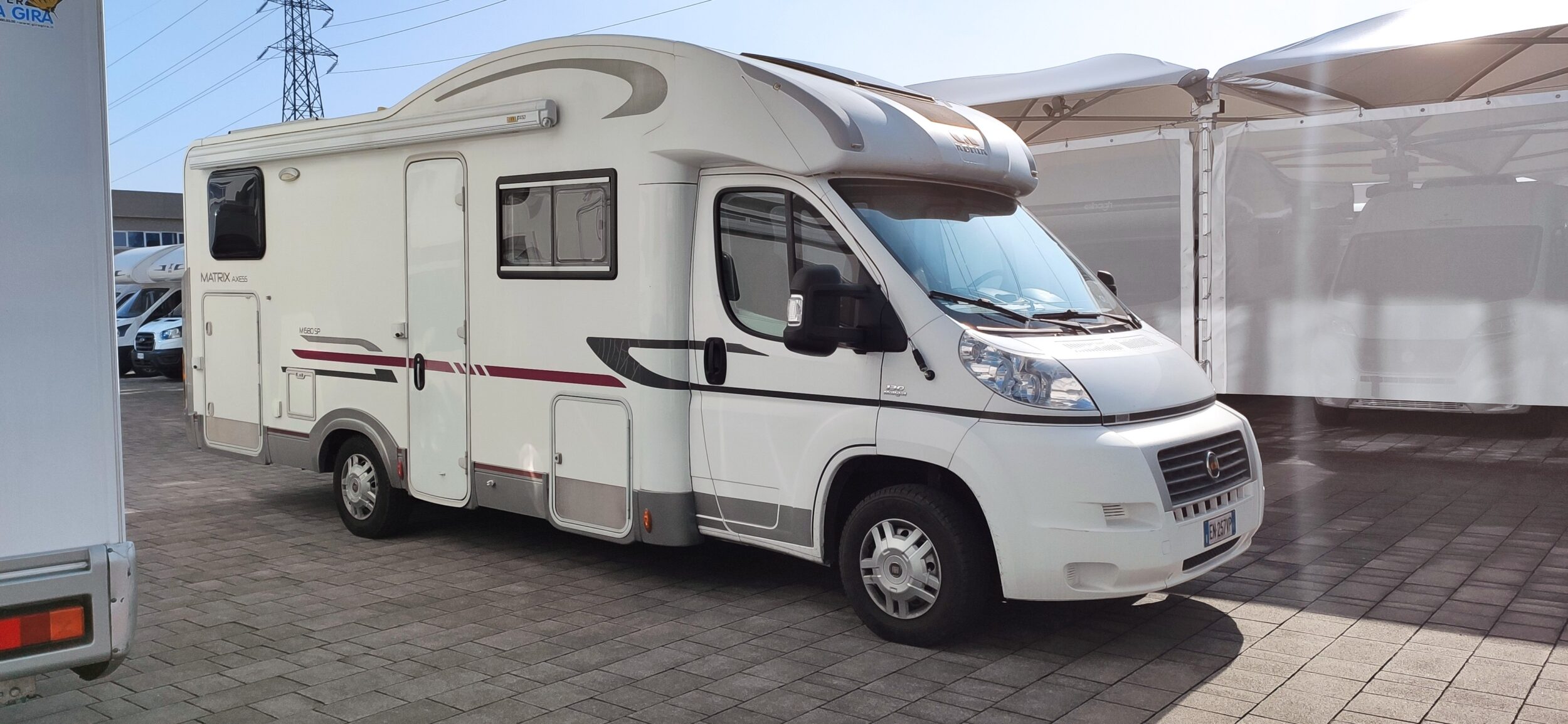 Adria Matrix M 680 SP