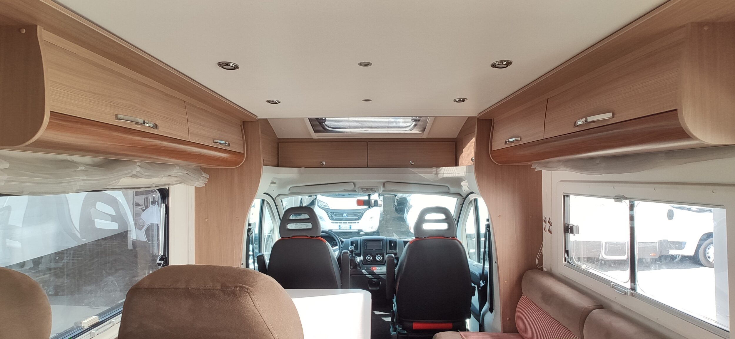 Adria Matrix M 680 SP