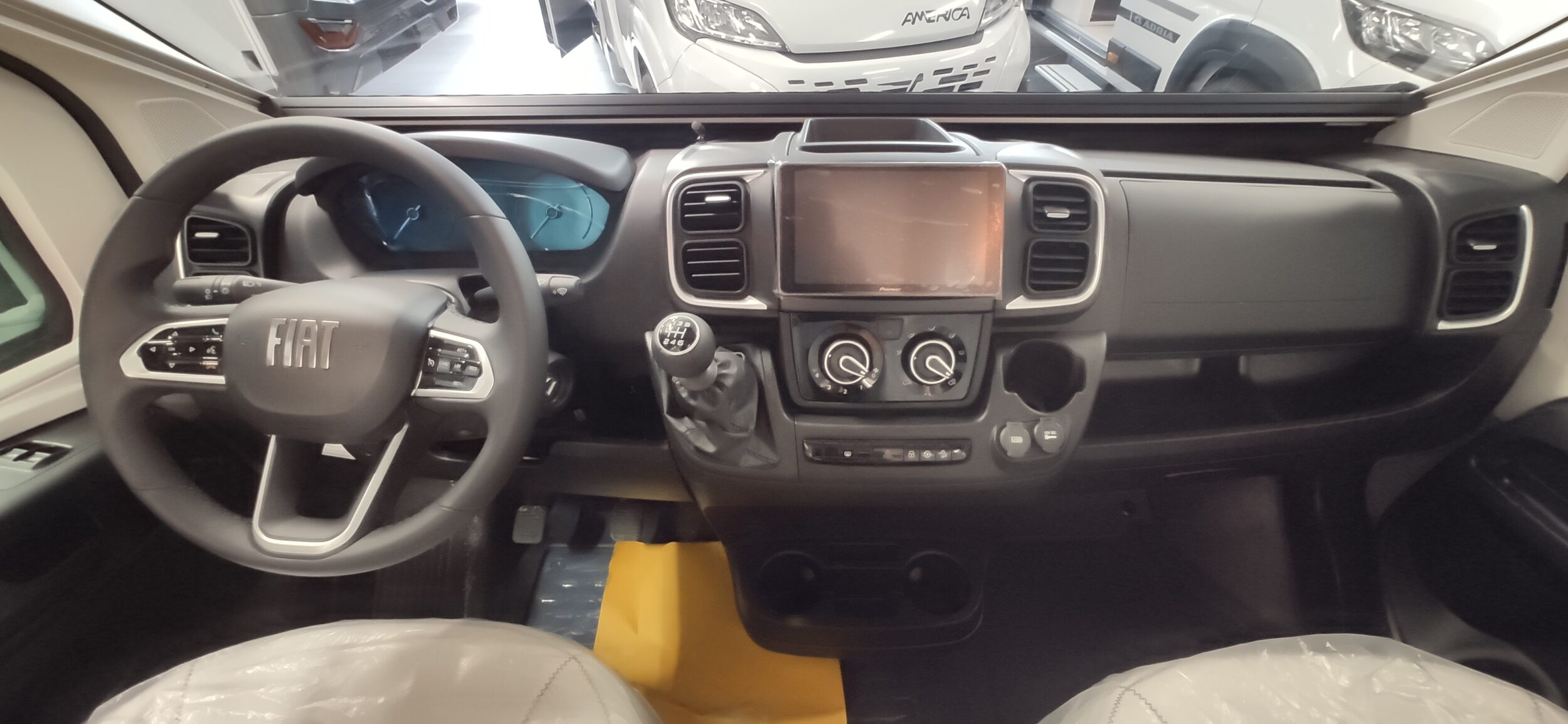 Arca Compact 699 LG America